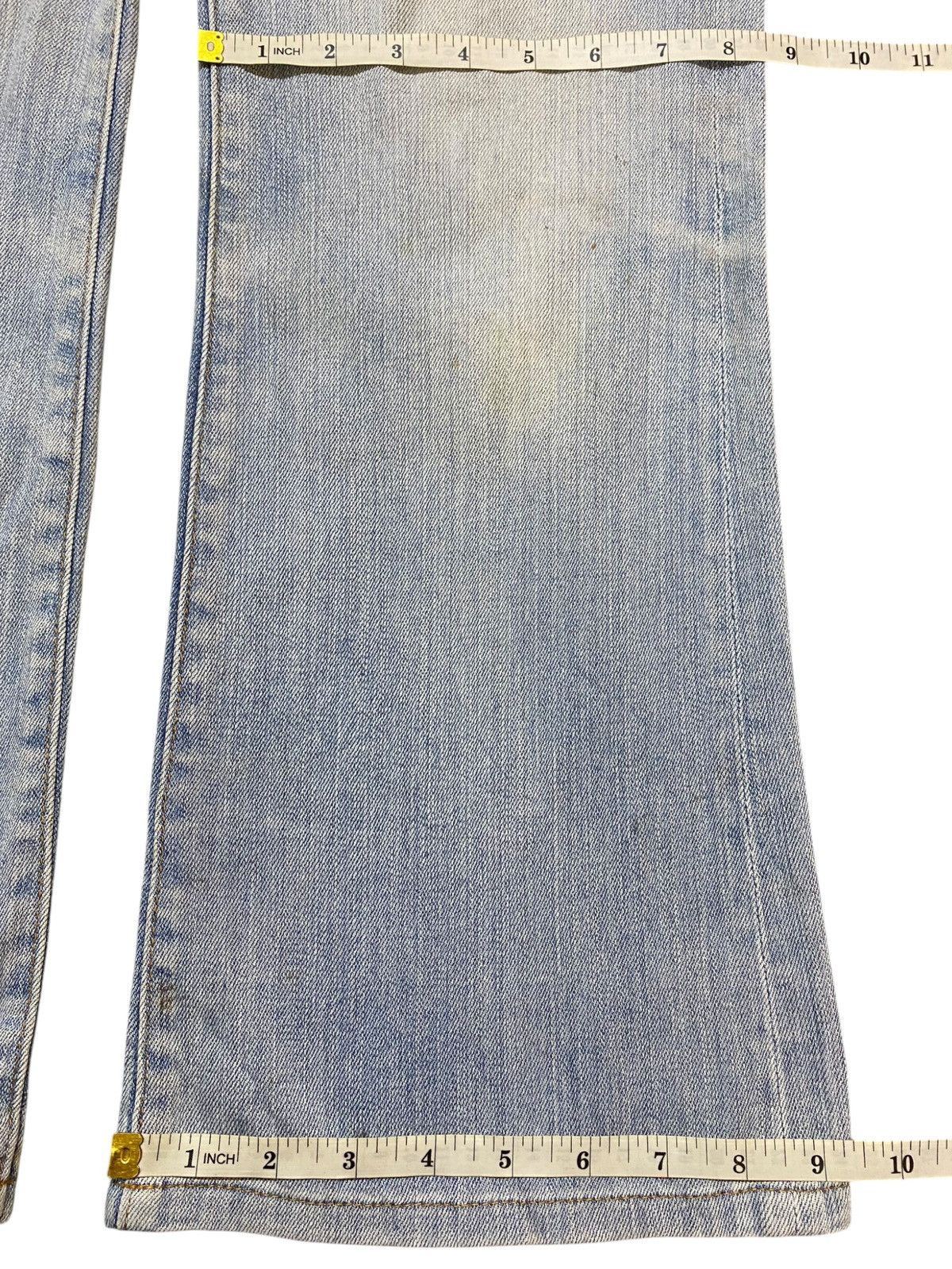 Japanese Brand Vintage Japanese Brands Uniqlo Faded Distressed Flare Jeans Size US 32 / EU 48 - 13 Thumbnail