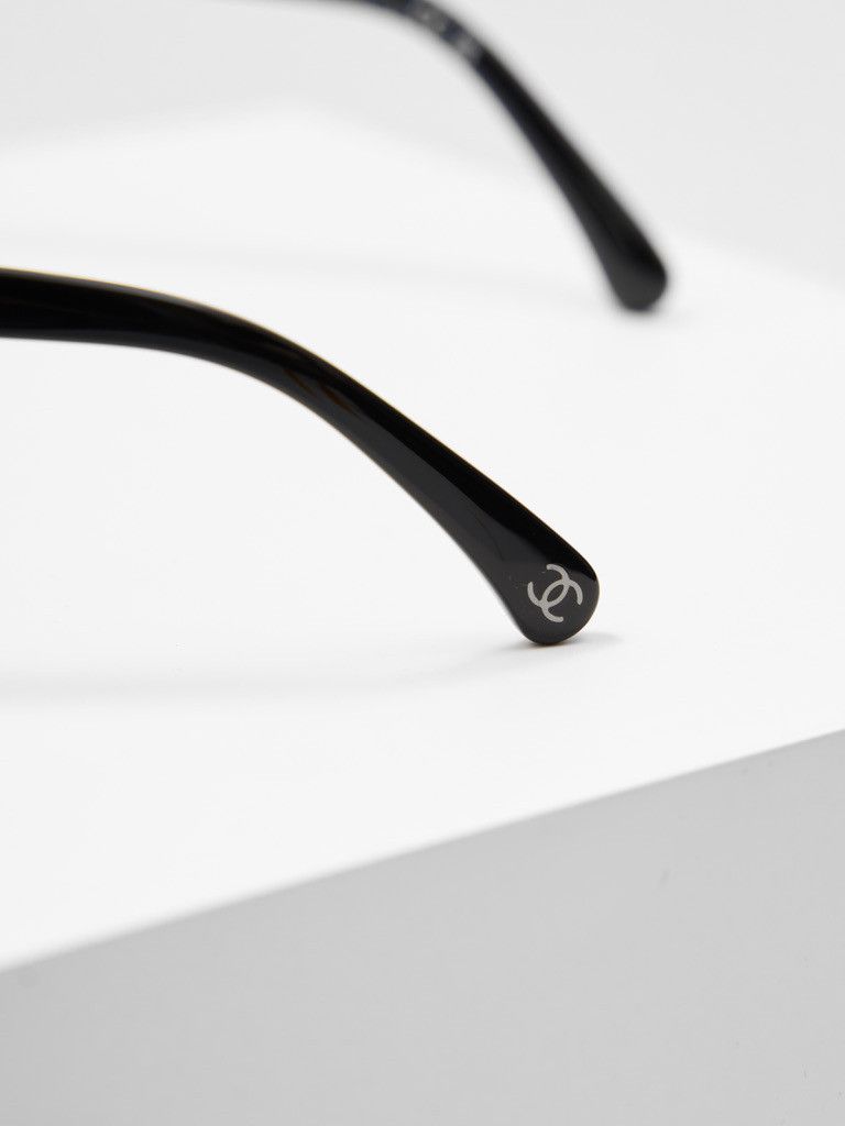 Chanel Chanel 5548-Q Rectangle Sunglasses Size ONE SIZE - 4 Thumbnail