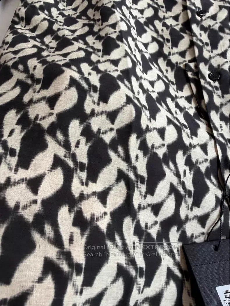 Saint Laurent Paris Saint Laurent Paris size 37 Floral Shirt Size US M / EU 48-50 / 2 - 3 Thumbnail