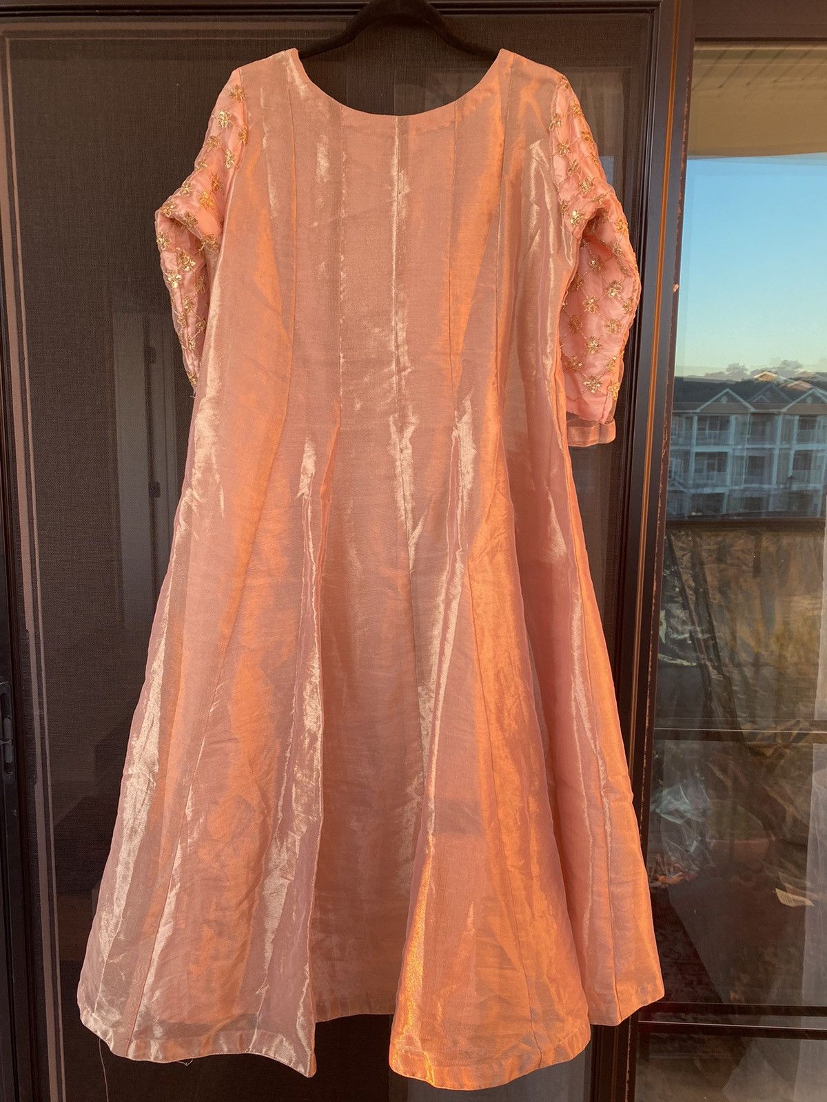Other Wedding Wear Peach Organza Anarkali Pakistani Dress Size L Size L / US 10 / IT 46 - 9 Thumbnail