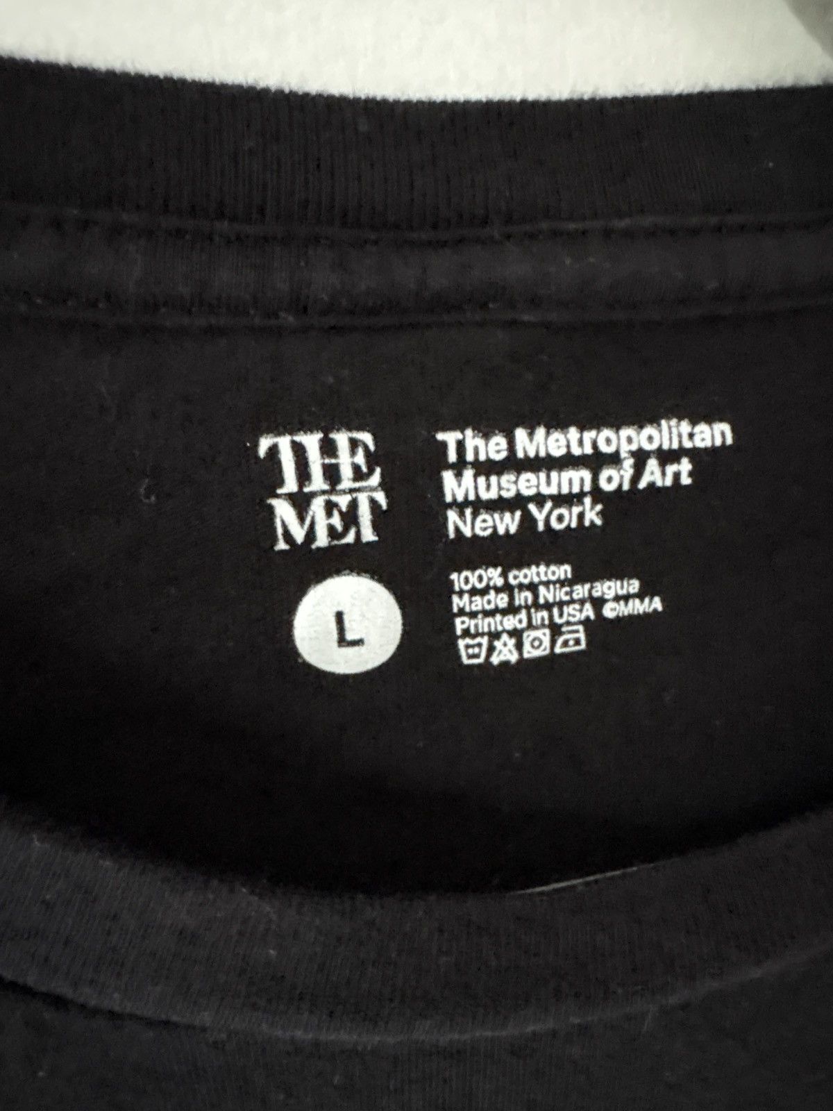 Vintage The Metropolitan Museum of Art T-Shirt Size US L / EU 52-54 / 3 - 2 Thumbnail