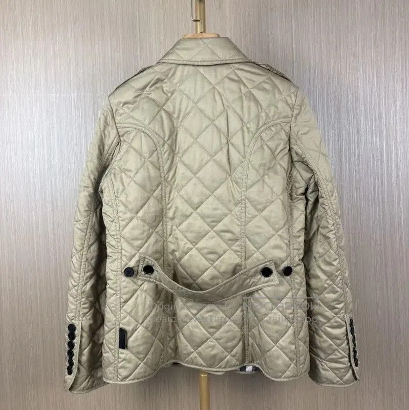 Burberry Burberry Quilted Beige Polyester Women's Jacket. Size M / US 6-8 / IT 42-44 - 2 Thumbnail