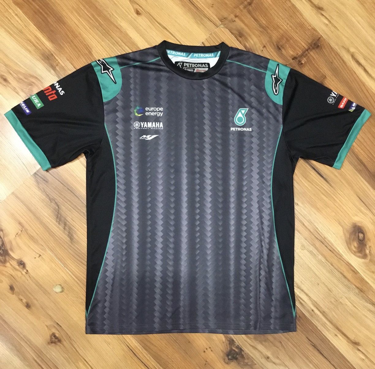Other Vintage Petronas Yamaha Team Racing T-Shirt Size XL Size US XL / EU 56 / 4 - 1 Thumbnail