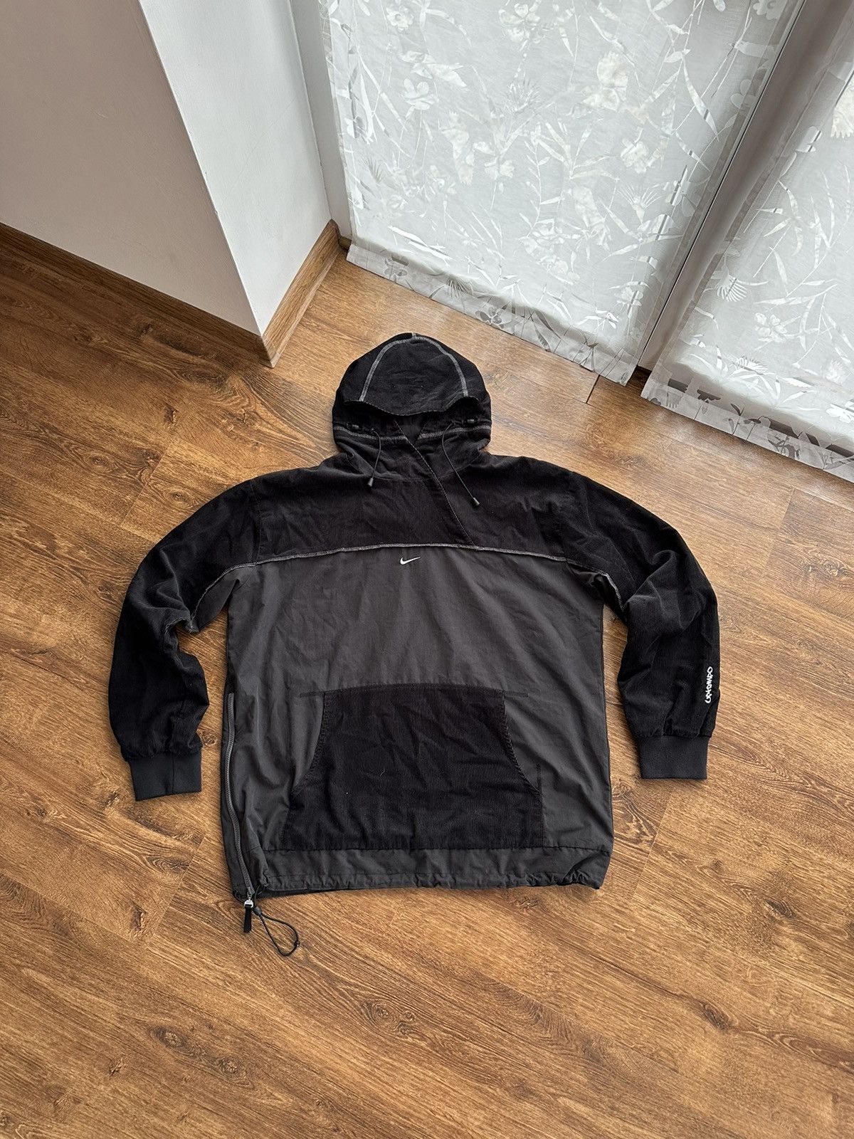 image of Vintage Nike Uptempo Nylon Velvet Track Jacket Anorak in Black, Men's (Size Large)
