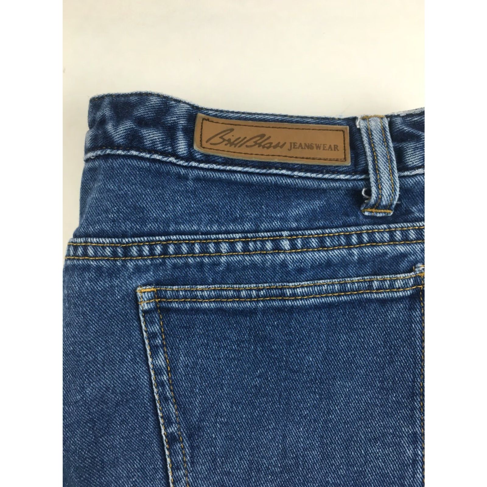 Bill Blass VINTG Bill Blass Jeans Women's 12P Blue Denim Straight Leg Petites 25 In Inseam Womens Size 34" / US 12 / IT 48 - 5 Thumbnail