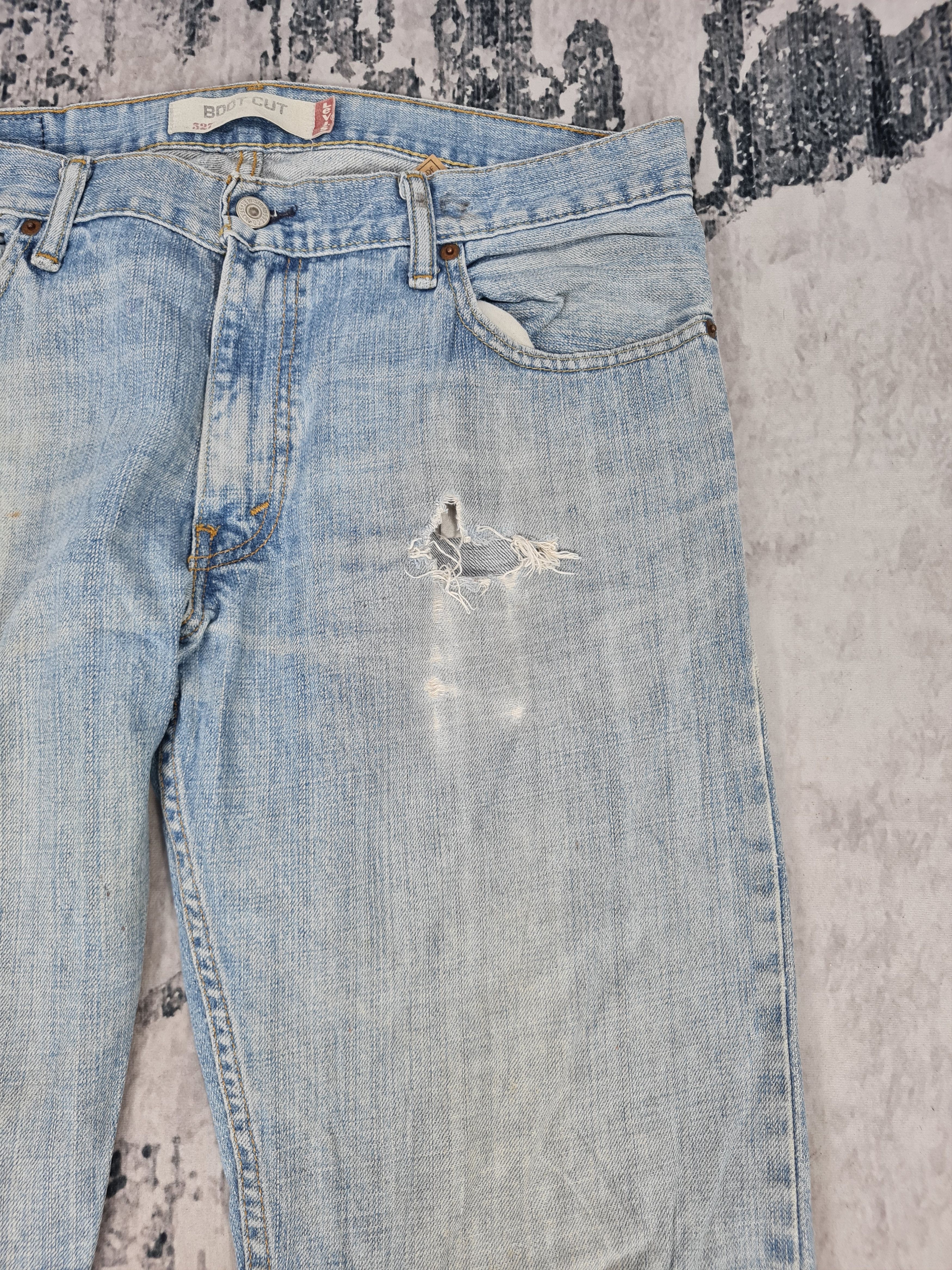 Levi's Vtg LEVIS 527 Bootcut Ripped Light Blue L0357 Size 35X34 Size US 35 - 6 Thumbnail