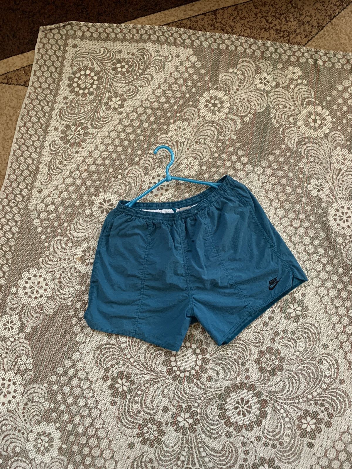 Nike × Vintage Nike vintage shorts Size US 38 / EU 54 - 2 Thumbnail