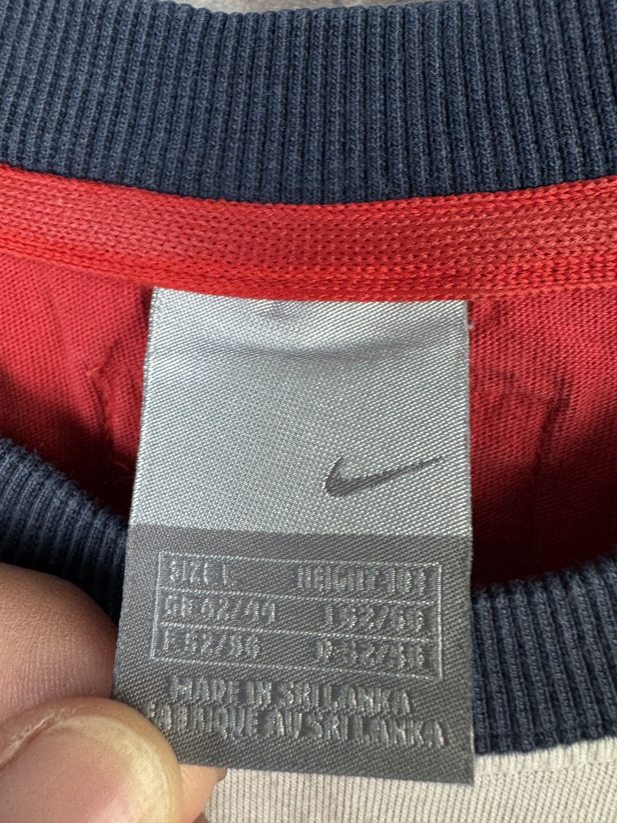 Nike Vintage Nike Cortez Basketball Jersey Tank Top Red White Size US L / EU 52-54 / 3 - 10 Thumbnail