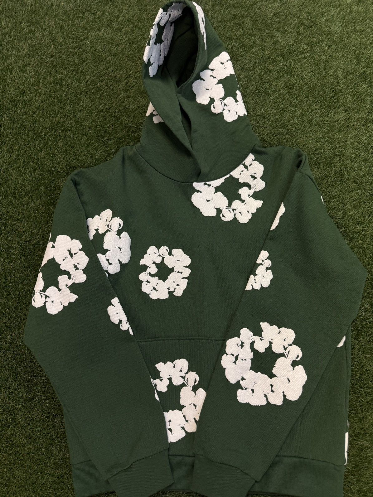 DENIM TEARS Denim Tears OG Cotton Wreath Hoodie Size Large (NEW) Size US L / EU 52-54 / 3 - 3 Thumbnail