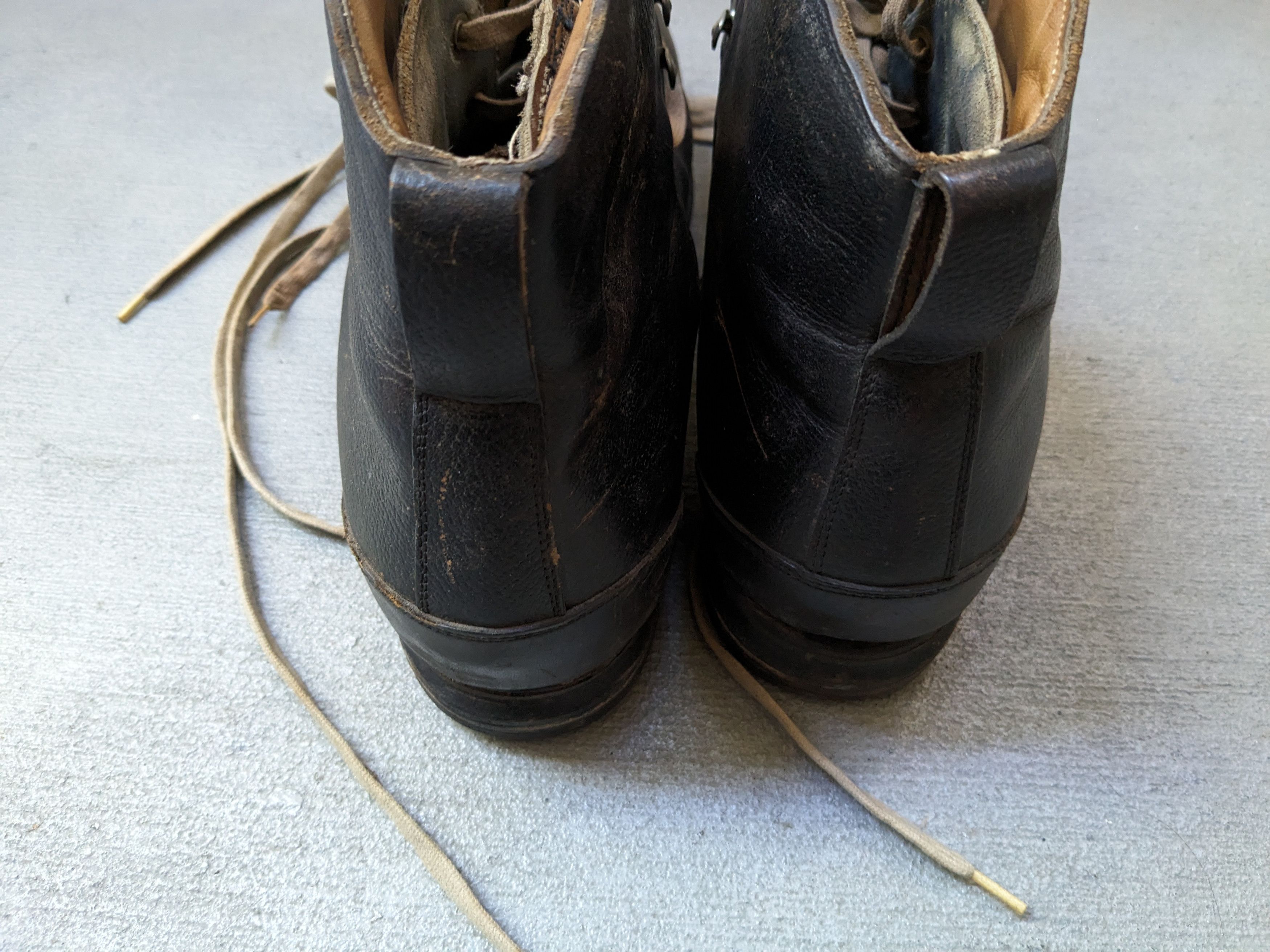 Genuine Leather Vintage Ski Boots Black Leather 10 Hiking Switzerland Size US 10 / EU 43 - 10 Thumbnail