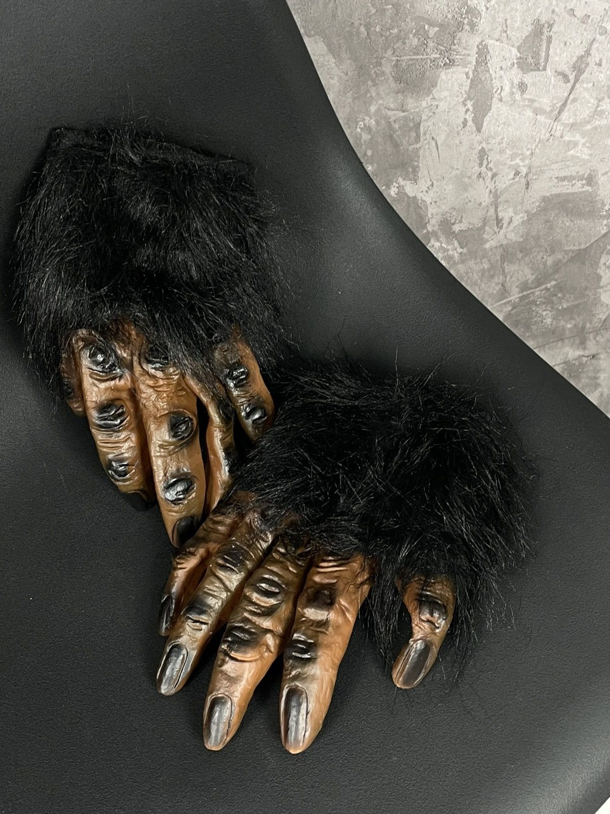 Vintage Vintage Humour Monster Fingers Fur Funny Gloves Size ONE SIZE - 7 Thumbnail