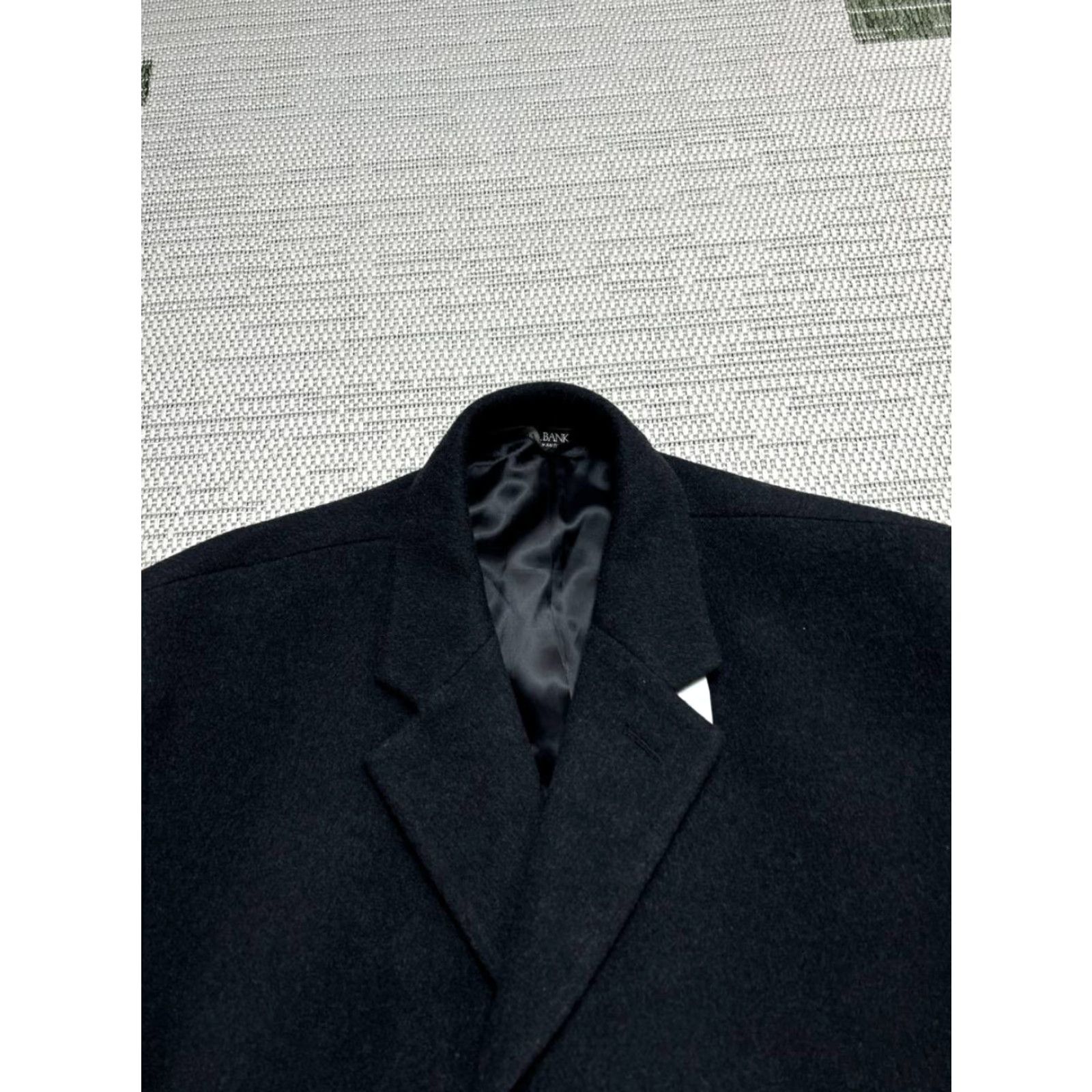 Jos. A. Bank VINTAGE Jos. A Bank Overcoat Mens 46R Gray Wool Notch Lapel Single Breasted Winter New Size US S / EU 44-46 / 1 - 3 Thumbnail