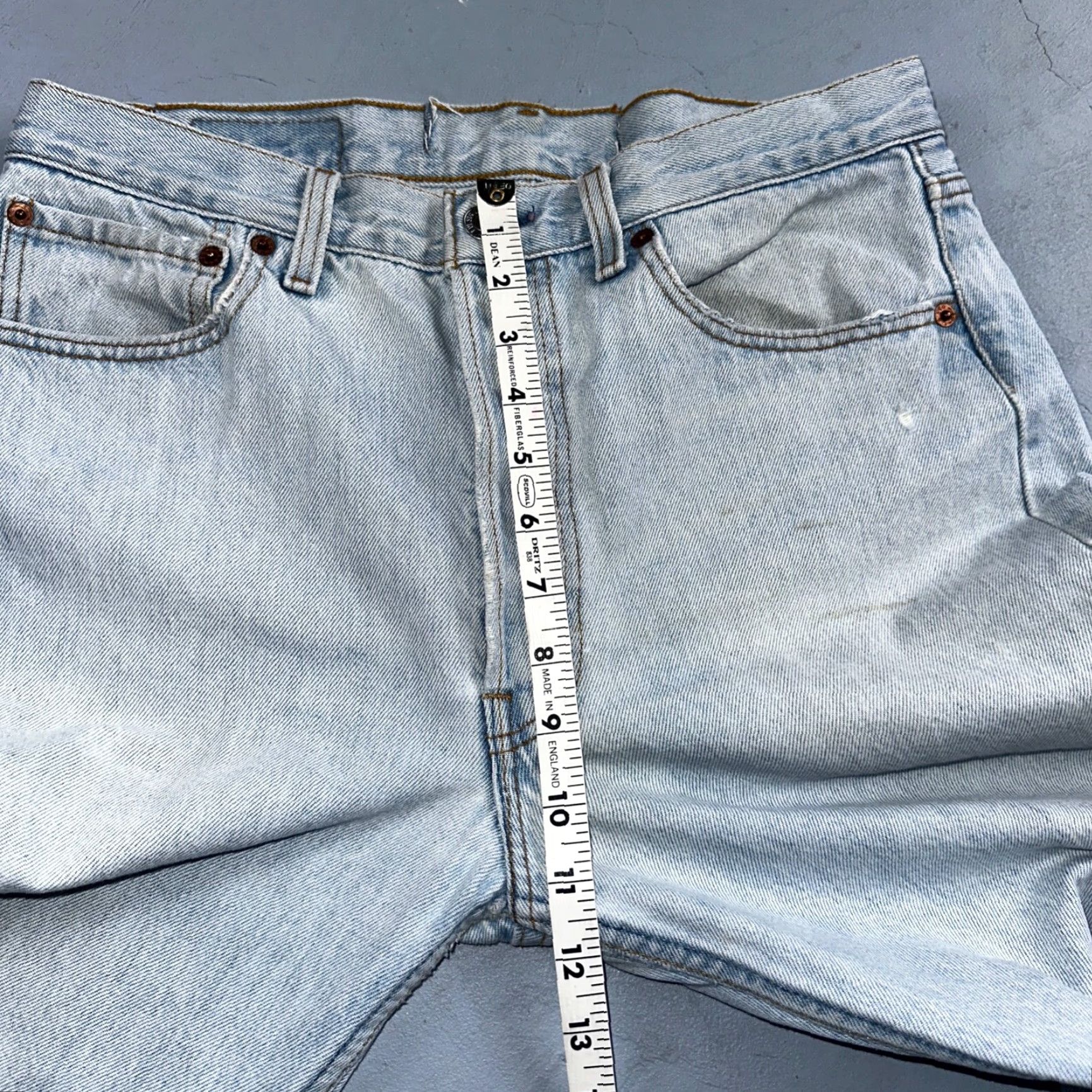 Levi's VINTAGE Levi's 501 Straight Leg Jeans Light Wash 33x34 90s USA Mens Size US 33 - 6 Thumbnail
