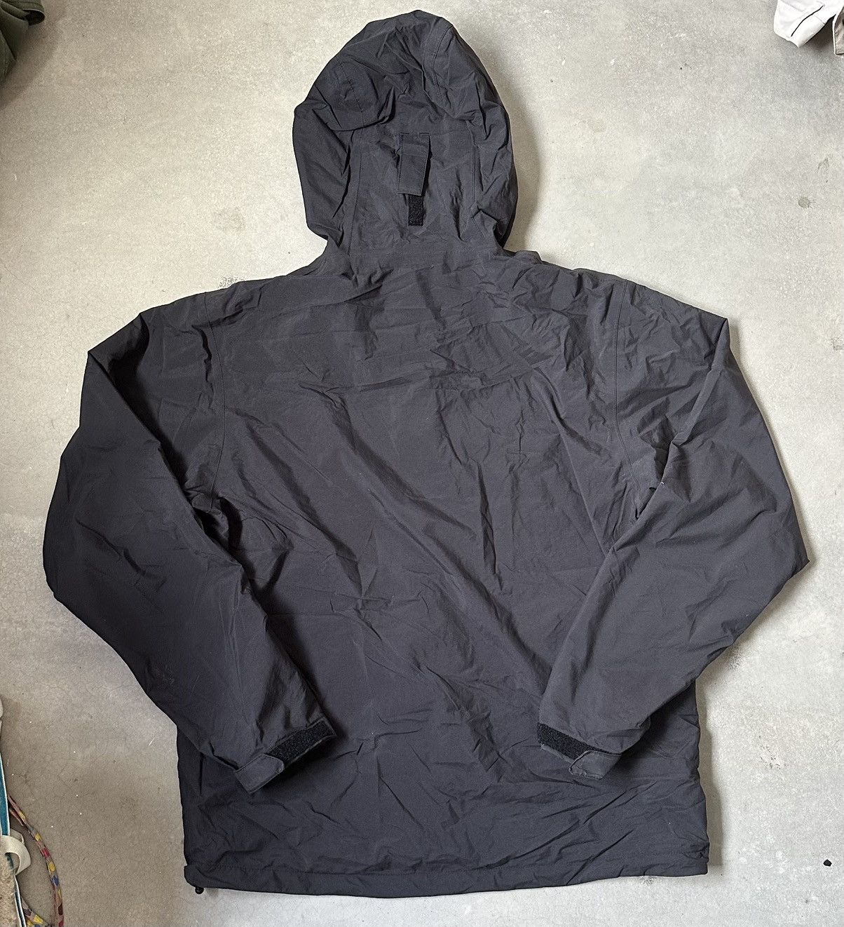 Helly Hansen HELLY HANSEN OUTDOOR GORPCORE WINDBREAKER Size US L / EU 52-54 / 3 - 10 Thumbnail