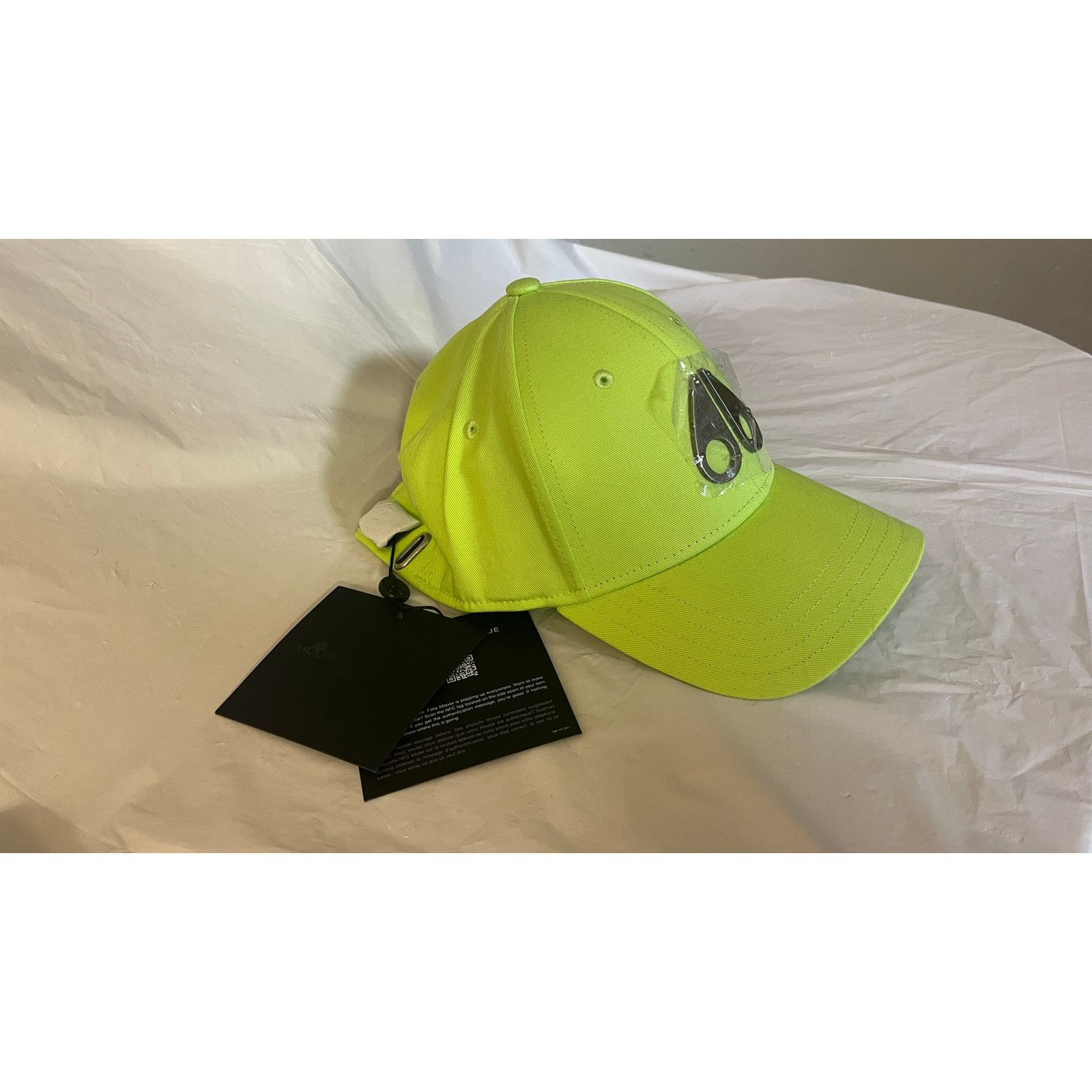 Moose Knuckles Fashion Logo Icon Cap Lime Green - NWT