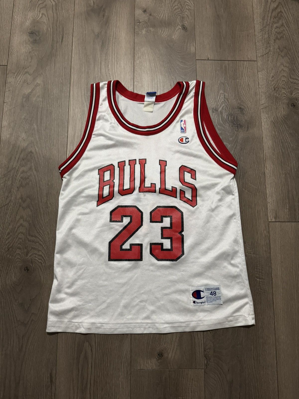 Champion × Vintage champion bulls mj jersey Size US XL / EU 56 / 4 - 1 Thumbnail