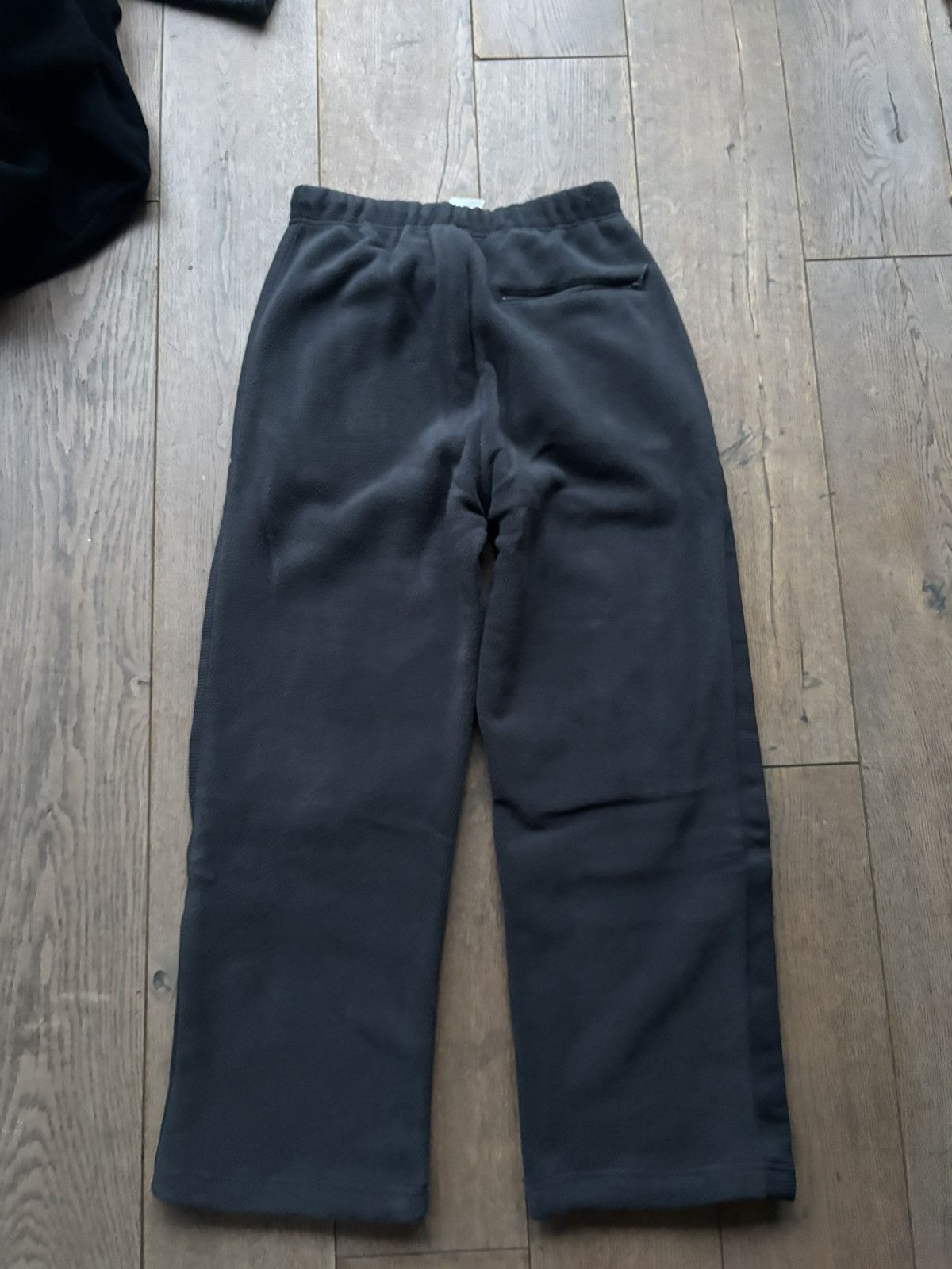 Needles Needles UNIQLO Fleece Trouser Sweat Pants Grey Medium Size US 30 / EU 46 - 6 Thumbnail