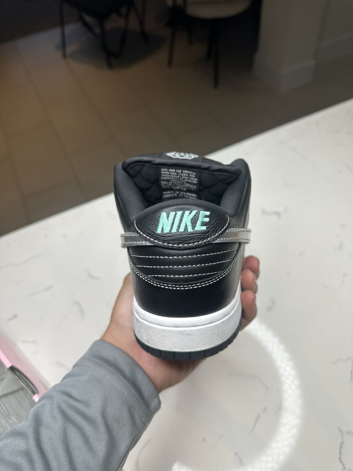 Diamond Supply Co. × Nike DIAMOND NIKE SB DUNK LOW Size US 10.5 / EU 43-44 - 5 Thumbnail