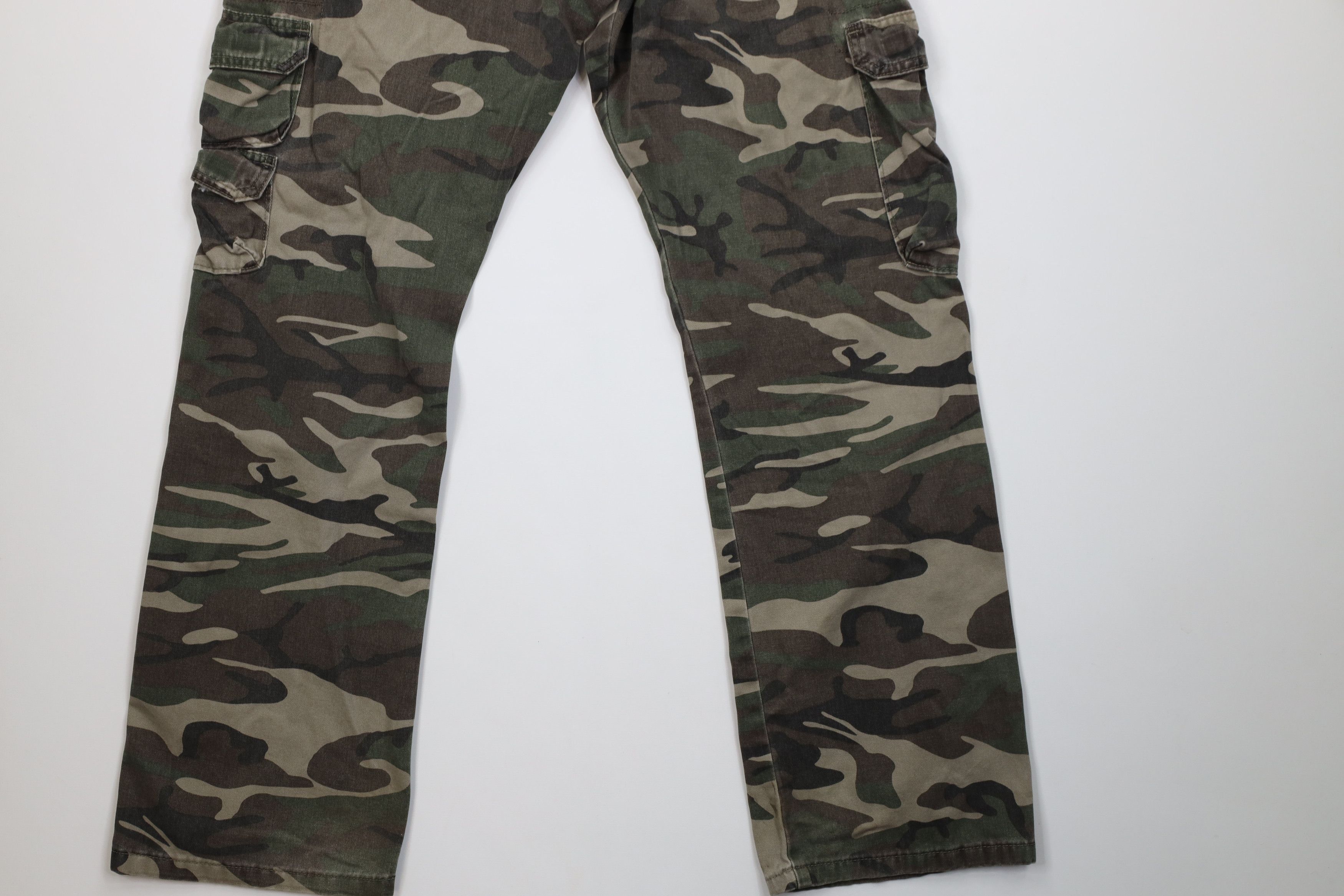 Wrangler Vintage Y2K Wrangler Wide Leg Camouflage Cargo Pants Cotton Size US 32 / EU 48 - 13 Thumbnail