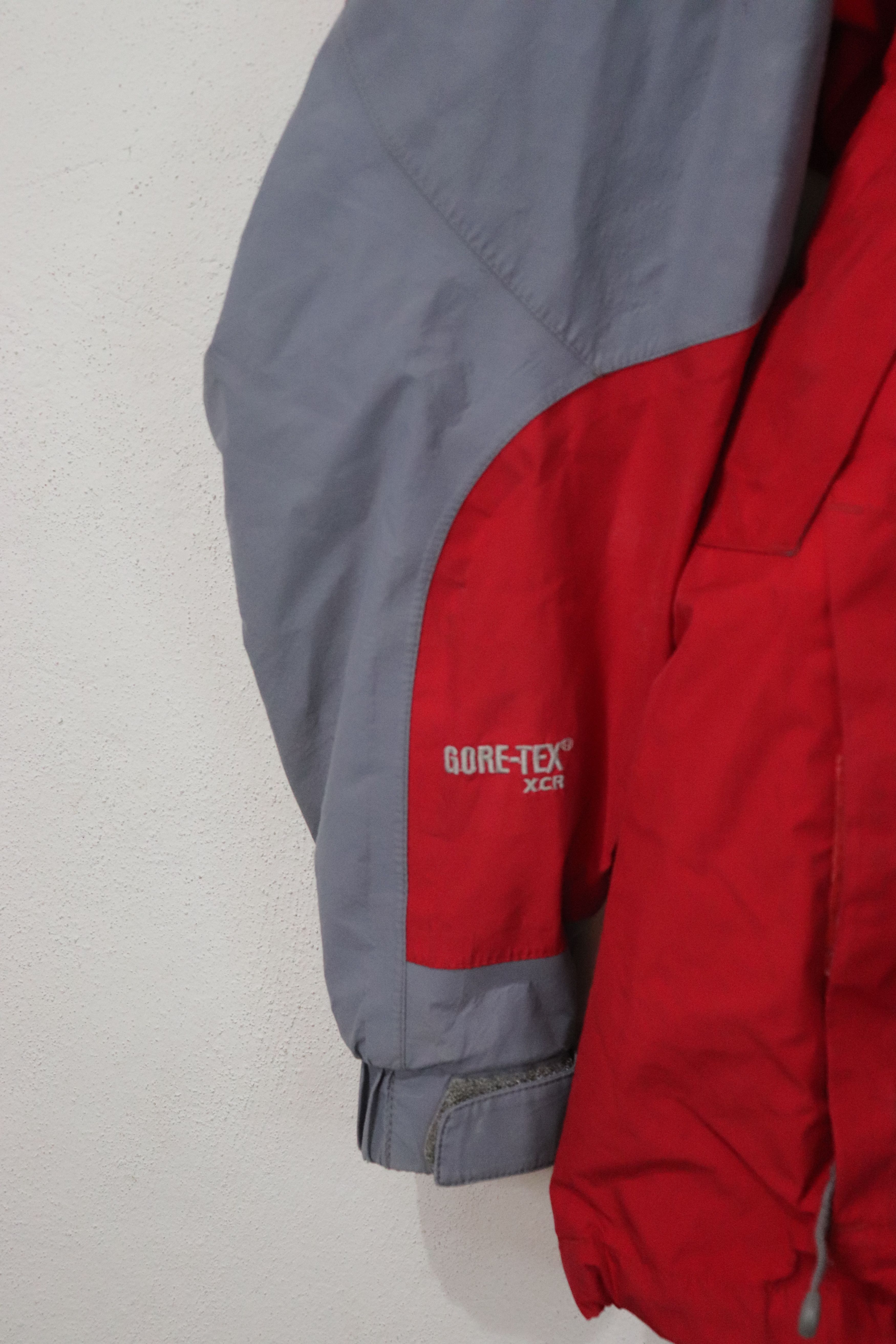 The North Face the north face ALY9 SUMMIT SERIES ROJA GORE-TEX TALLA:M Size M / US 6-8 / IT 42-44 - 3 Thumbnail