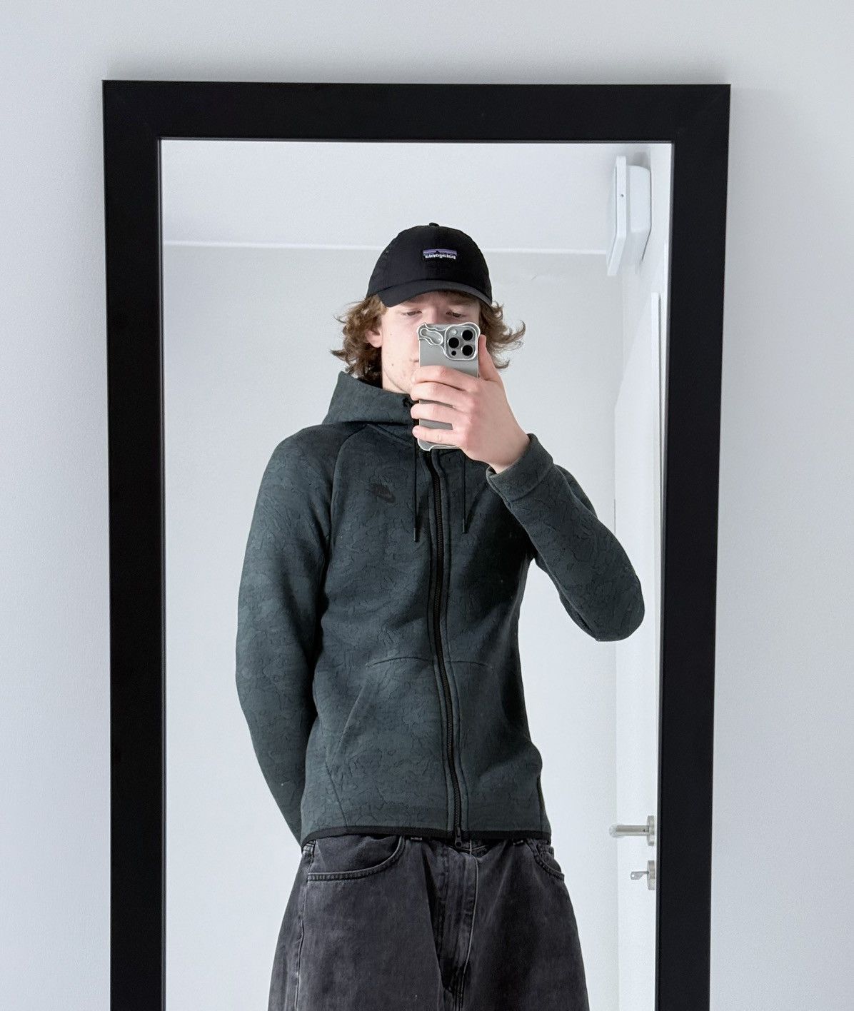 Nike Nike Tech Fleece Y2K streetwear avantgarde zip hoodie Size US S / EU 44-46 / 1 - 5 Thumbnail