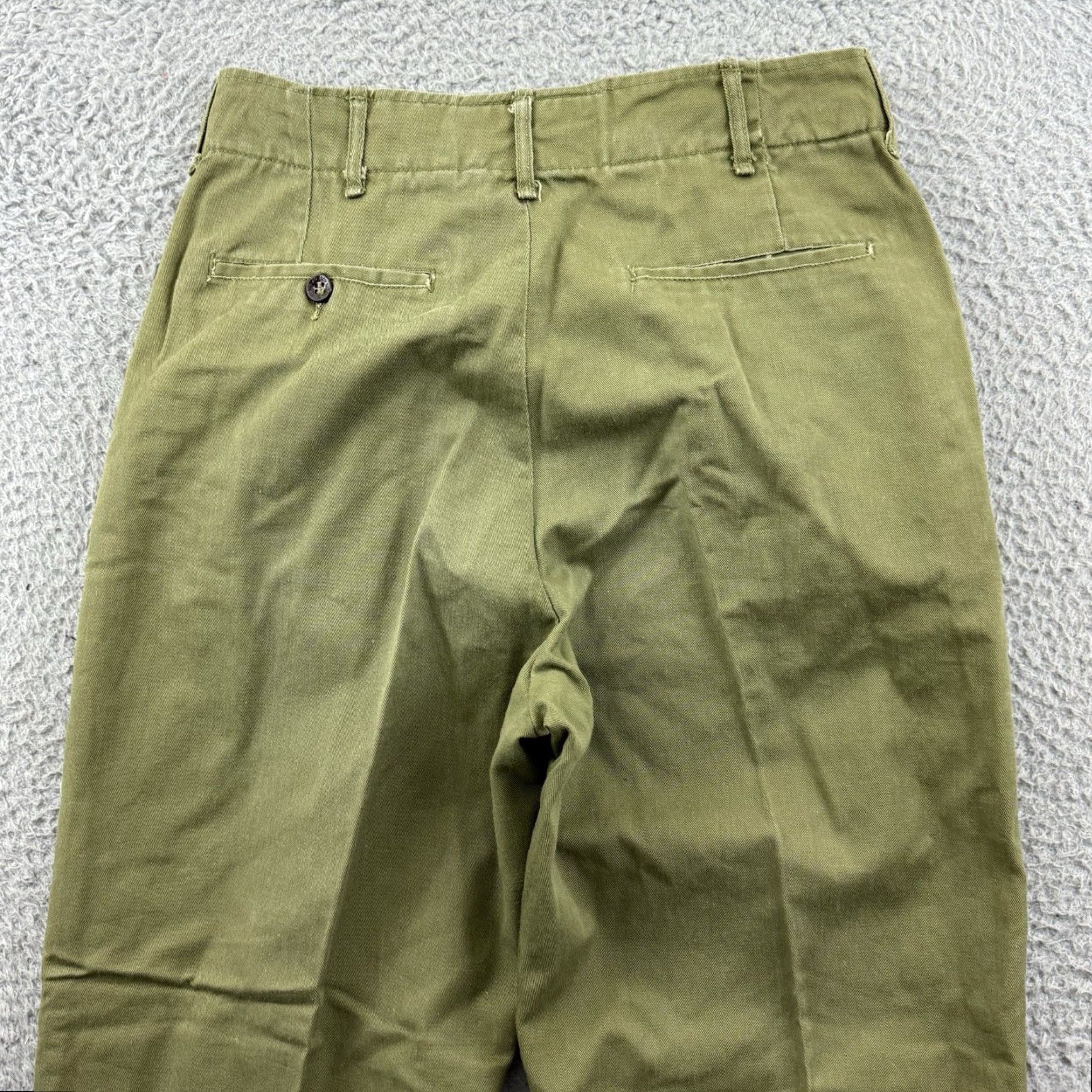 Vintage VINTAGE Boy Scouts Of America Pants Mens 26x28 Green Pleated Slacks 70s Outdoor Chino Straight 80s USA Mens Size US 26 / EU 42 - 7 Thumbnail
