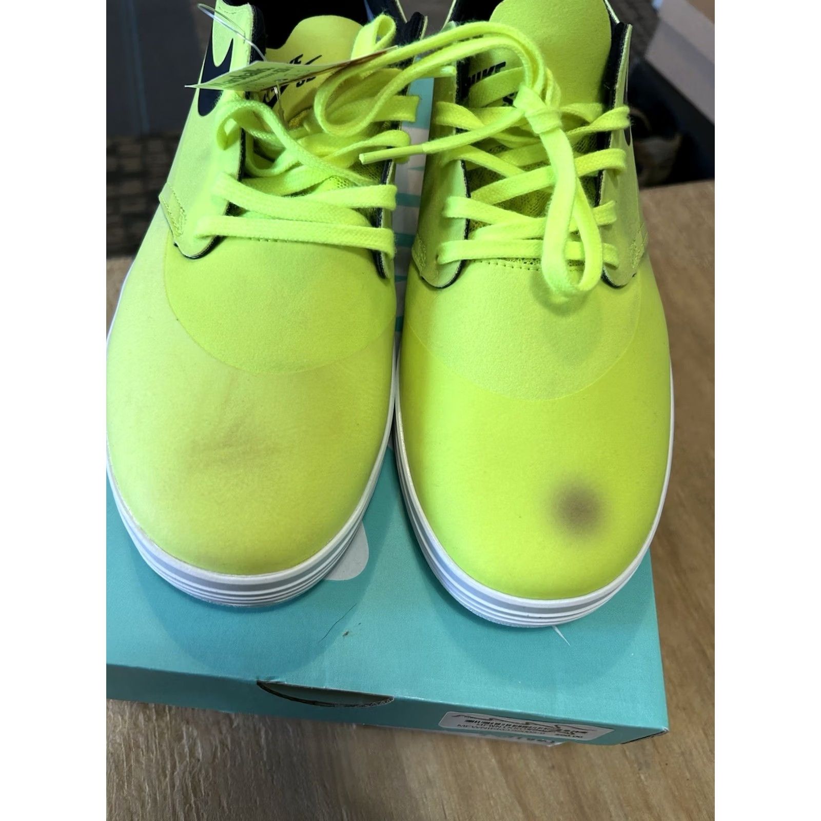 Vintage Nike SB Lunar Oneshot Volt/Black 631044-700 Size 9.5 Men Shoes Size US 9 / EU 42 - 6 Thumbnail