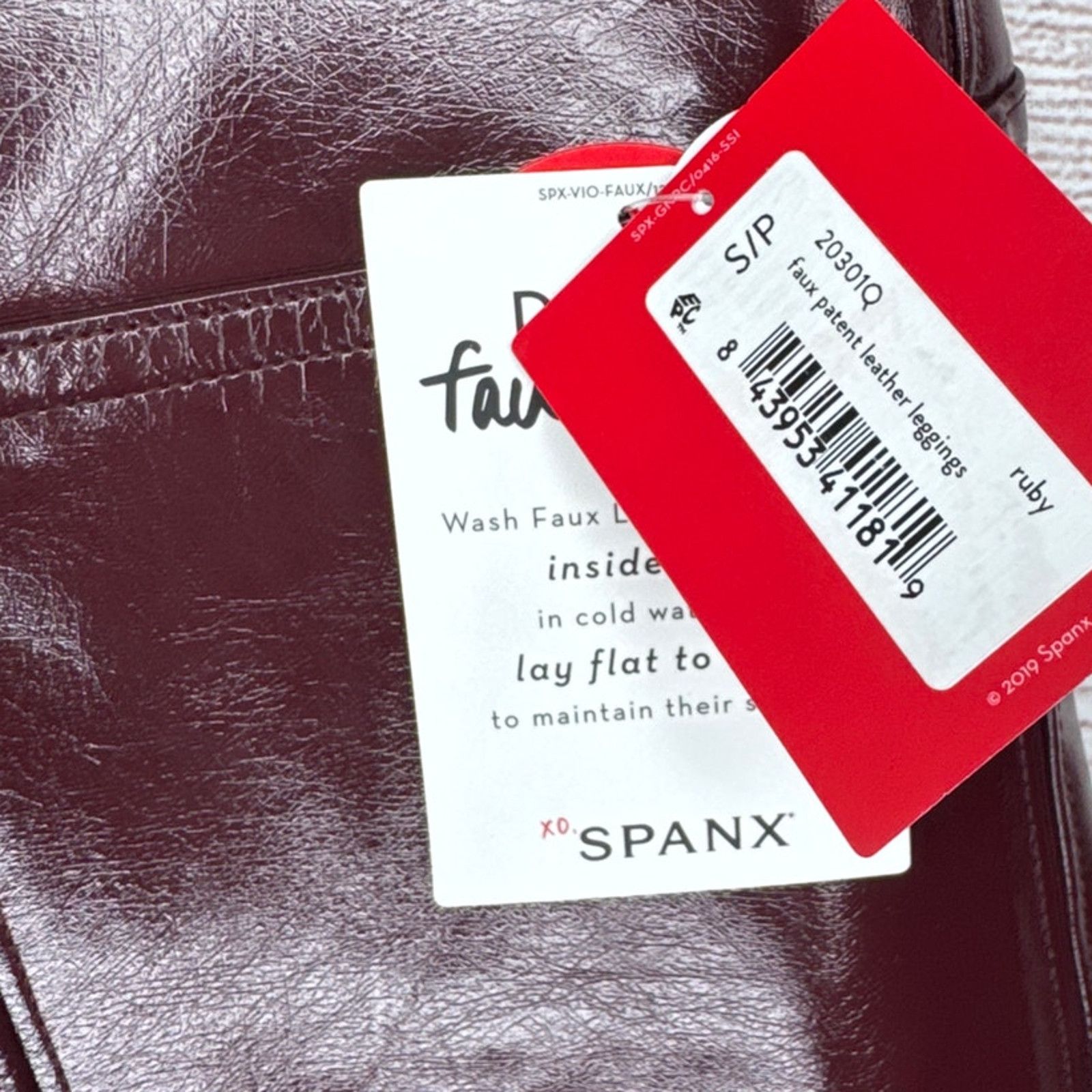 Spanx NWT Spanx Faux Patent Leather Leggings Women’s Sz Small Tall Size 27" / US 4 / IT 40 - 8 Thumbnail