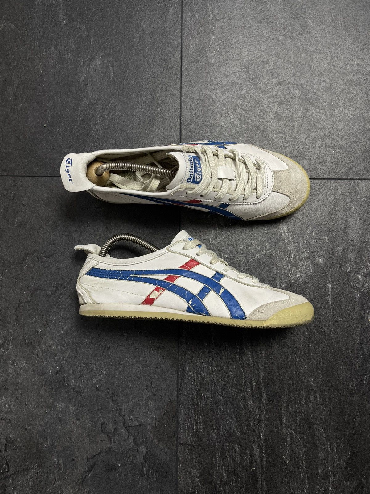 VINTAGE ASICS TIGER ONITSUKA LEATHER CLASSIC SNEAKERS 90s