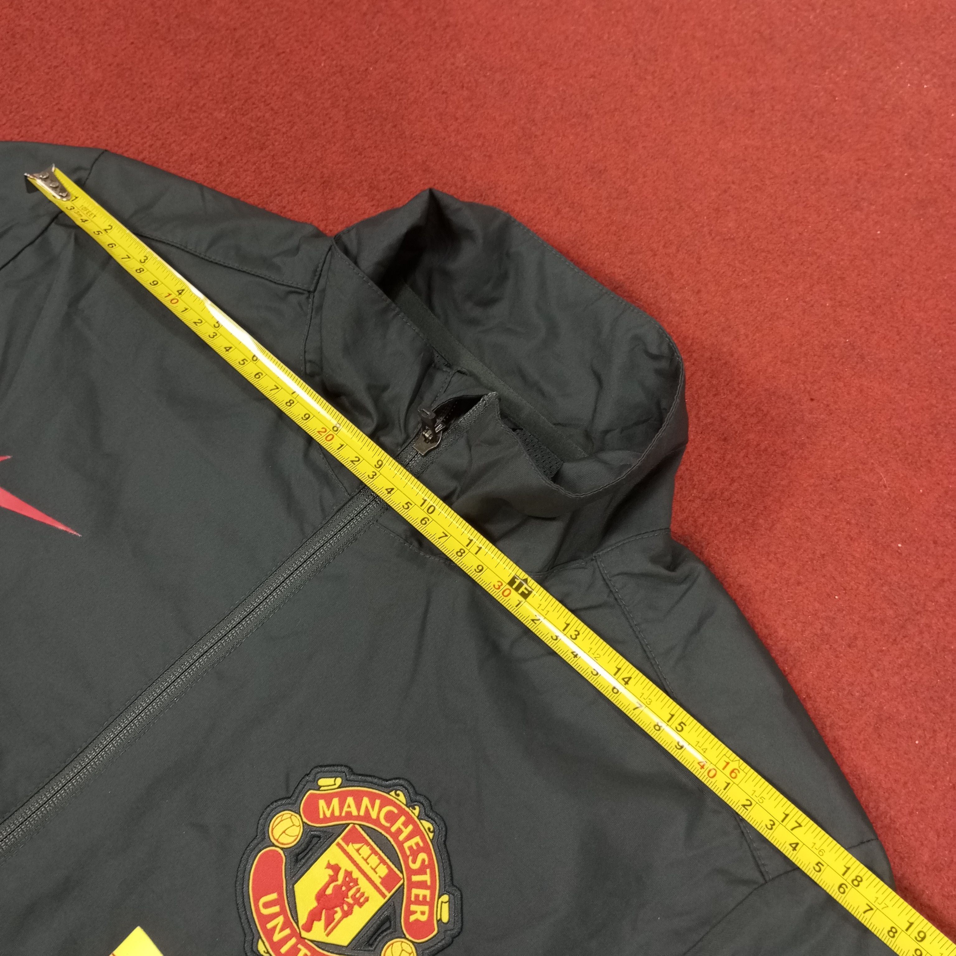 Nike × Vintage Nike Manchester United DHL Football Club Windbreaker Jacket Size US M / EU 48-50 / 2 - 11 Thumbnail