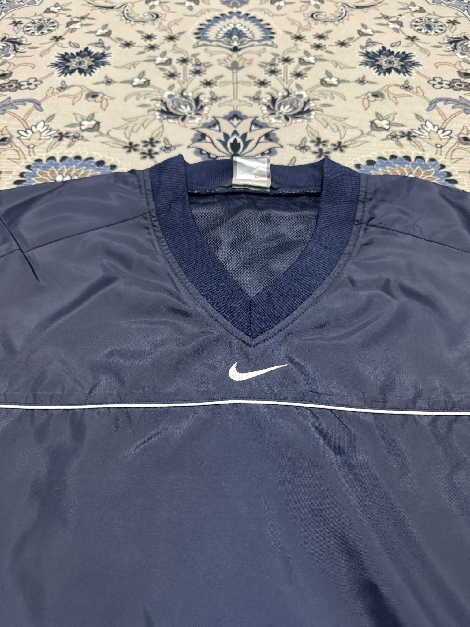 Nike × Nike ACG × Vintage Vintage Nike Center Swoosh Big Logo Back Side Light jacket Size US L / EU 52-54 / 3 - 3 Thumbnail