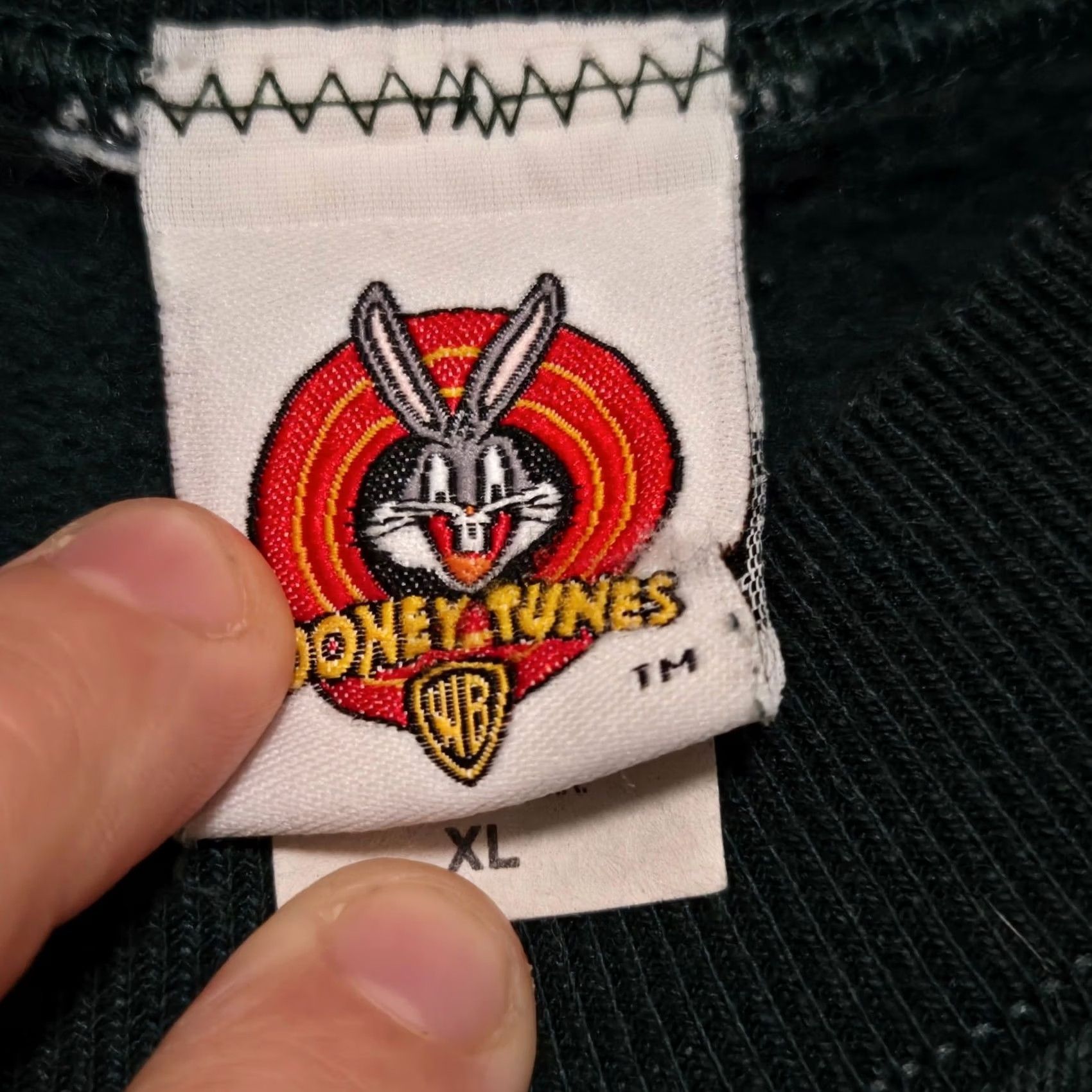 Vintage VINTAGE Taz Sweatshirt Men XL Embroidered Green USA Made 1997 Rare Pullover Mens Size US XL / EU 56 / 4 - 3 Thumbnail