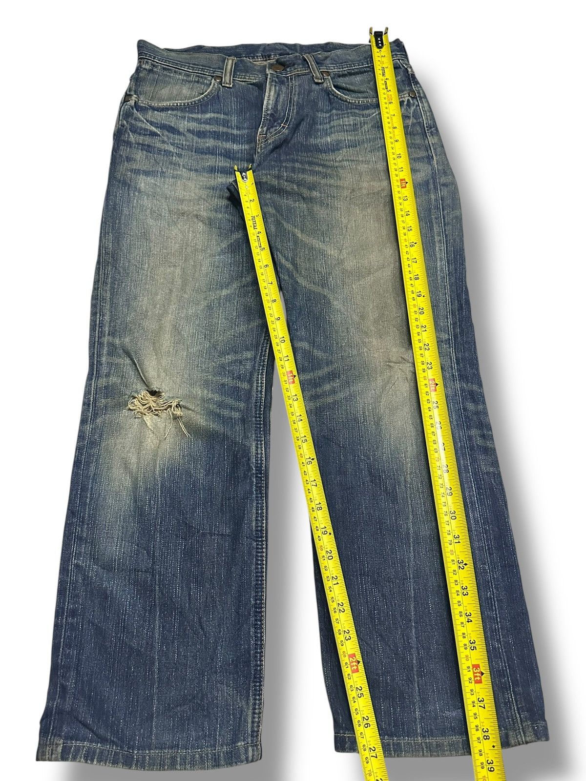 Wrangler Wrangler Vintage Distressed Baggy Loose Style With Mudwash Size US 33 - 12 Thumbnail