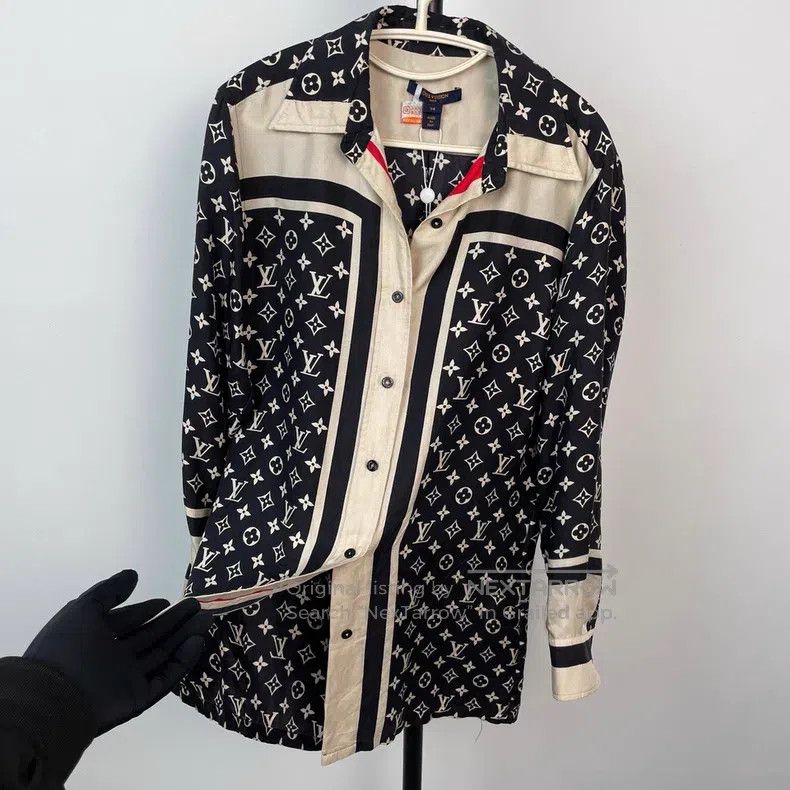 Louis Vuitton Louis Vuitton Full print silk shirt Size XXS / US 00 / IT 34 - 3 Thumbnail