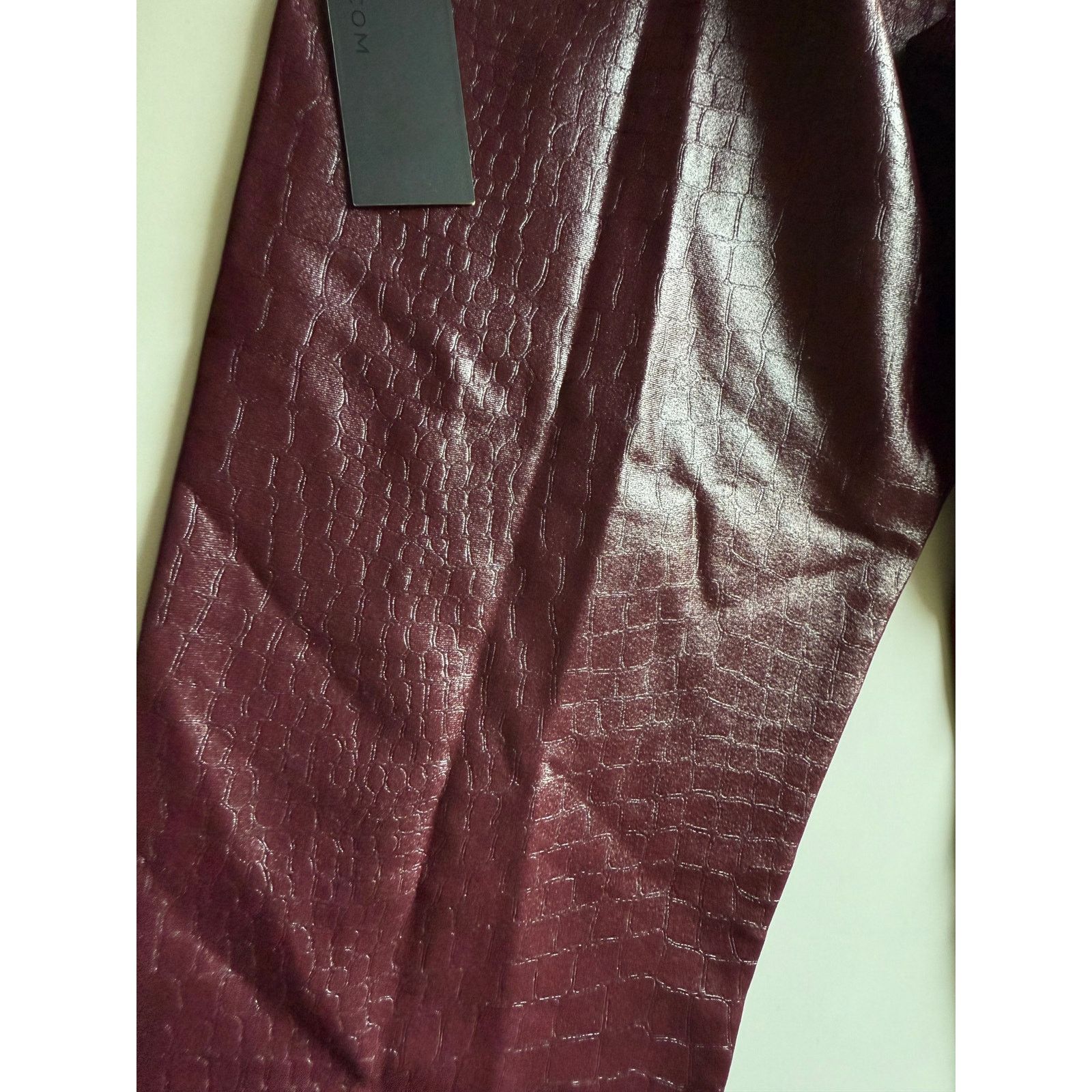 REVOLVE $128 New Carbon38 Takara Crocodile 7/8 Leggings - Small Wine Size 27" / US 4 / IT 40 - 5 Thumbnail