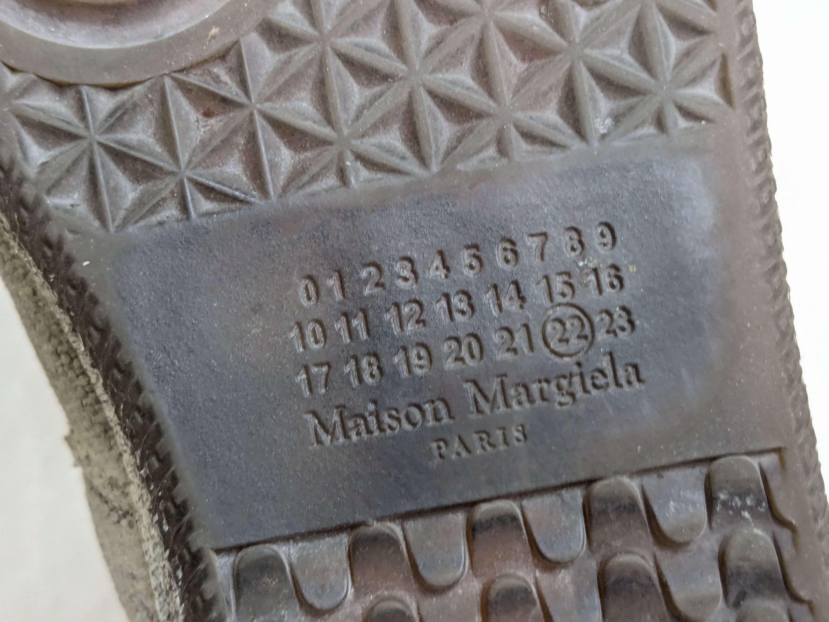 Maison Margiela Maison Margiela GAT Replica White Paint Canvas 9 42 Size US 9 / EU 42 - 18 Thumbnail