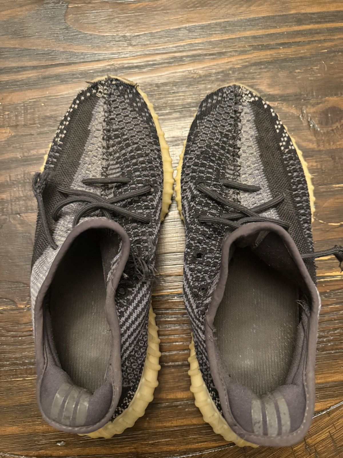 Yeezy Yeezy Carbon boost V2 350 Size US 9.5 / EU 42-43 - 3 Thumbnail