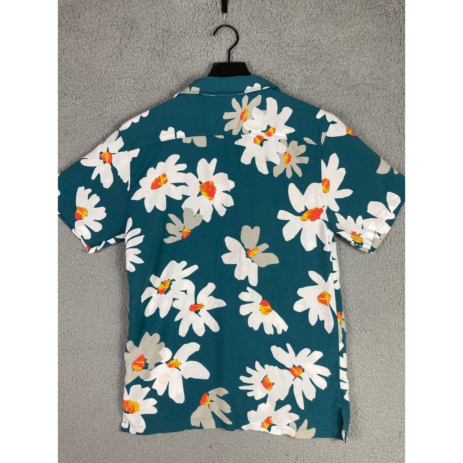 Other No Boundaries Men's Hawaiian Floral Short Sleeve Shirt S Size US S / EU 44-46 / 1 - 5 Thumbnail