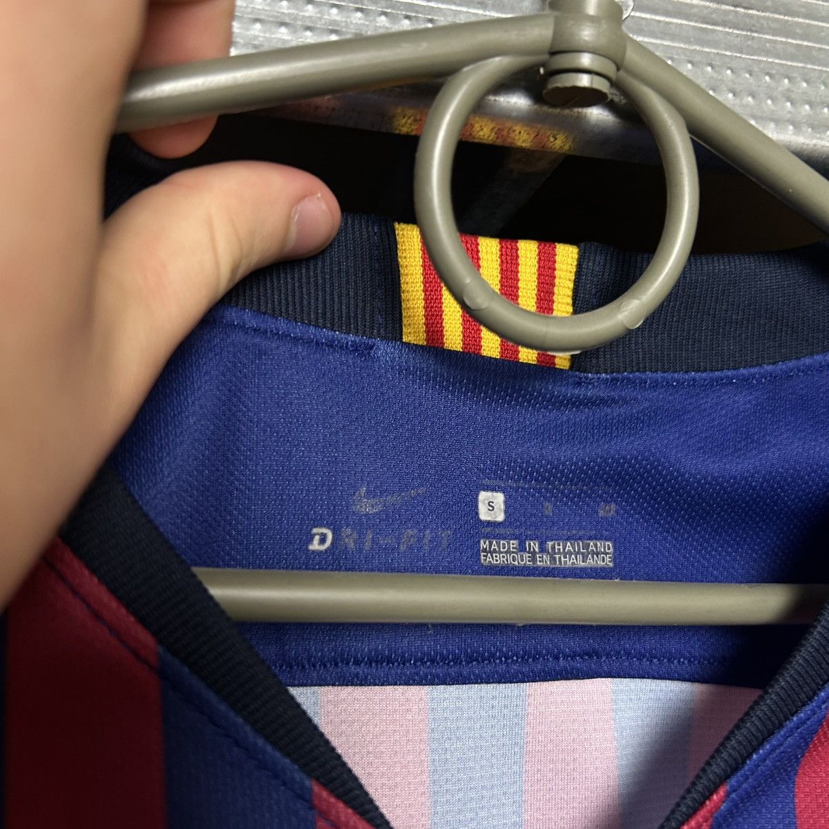 Nike Mens Nike FC Barcelona Origi Player home soccer jersey Size US S / EU 44-46 / 1 - 6 Thumbnail