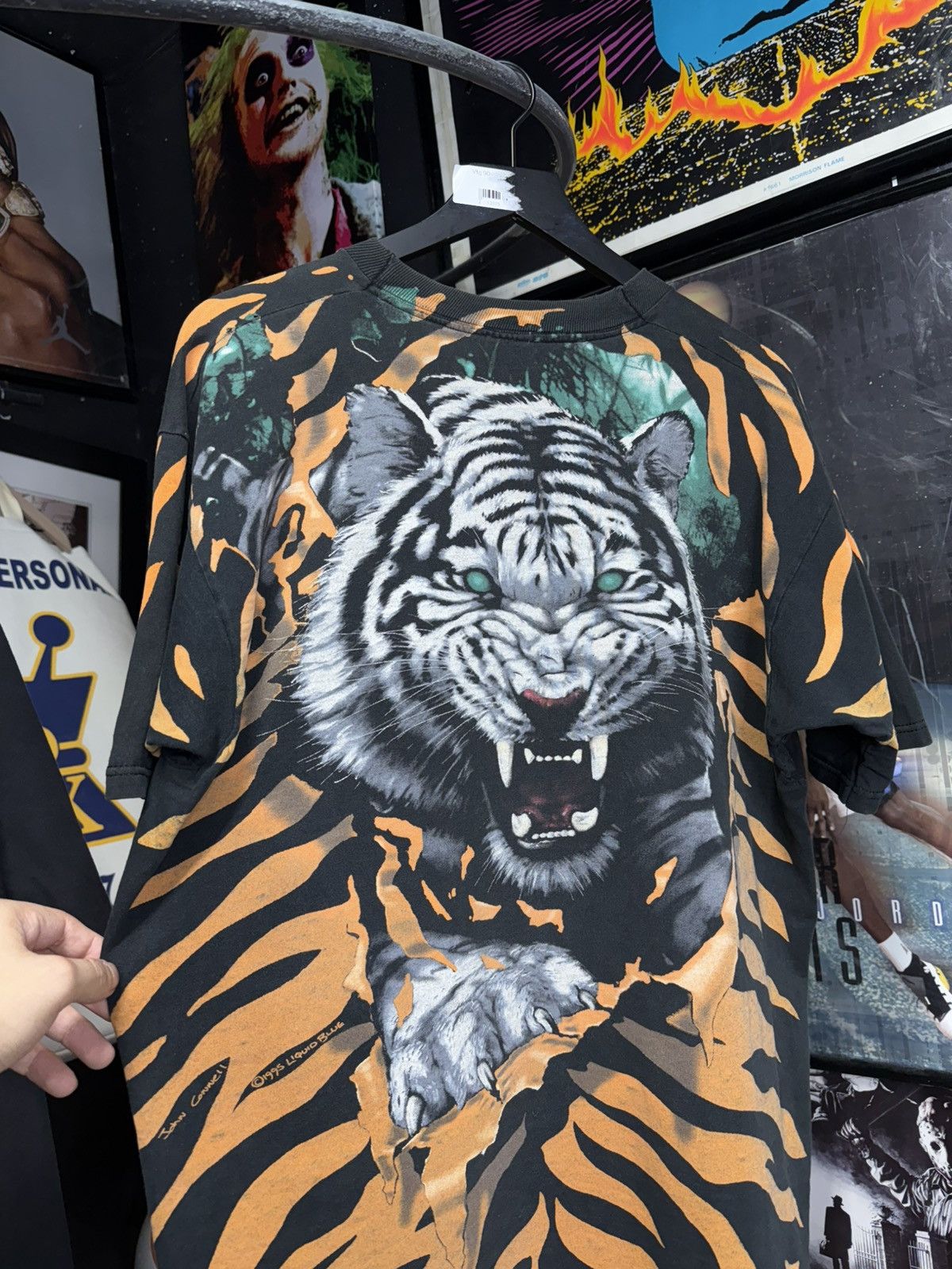 Vintage Vintage 90’s Tiger Liquid Blue T-Shirt Rare Adult Large Size US L / EU 52-54 / 3 - 6 Thumbnail
