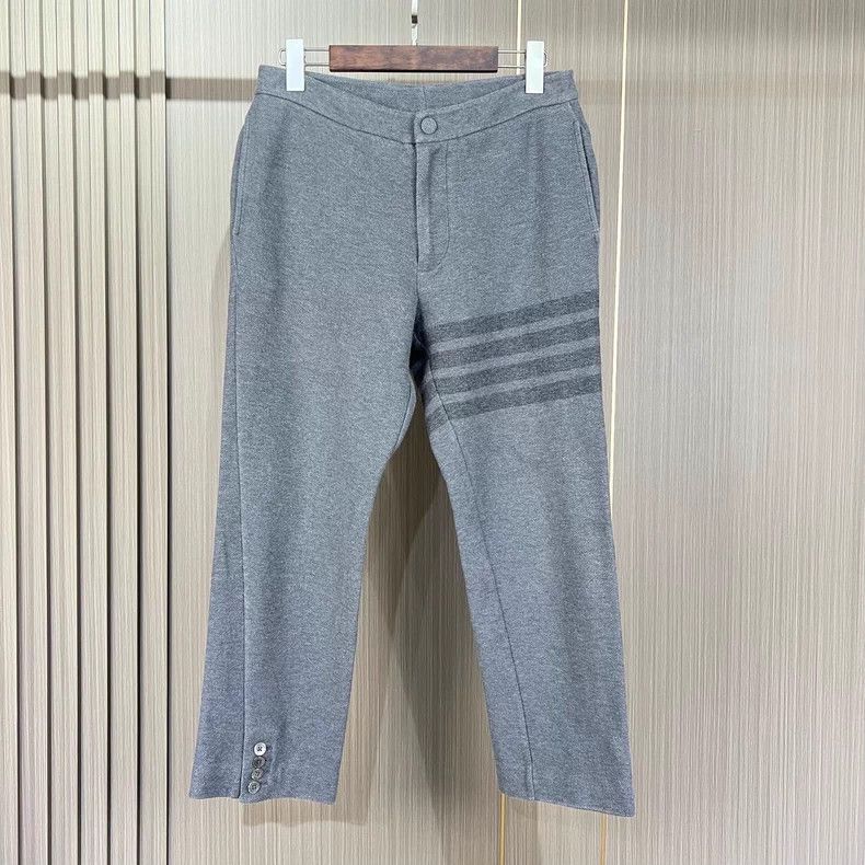 Thom Browne Thom Browne size1 Four-barrel casual trousers Size US 26 / EU 42 - 1 Thumbnail