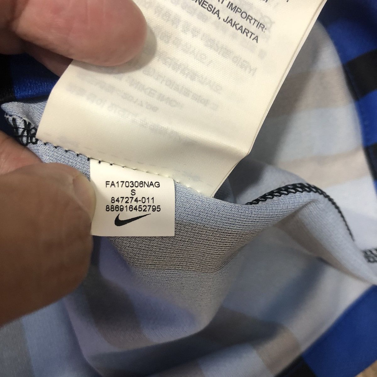 Nike Inter Milan 17/18 home shirt #7 Joao cancelo (Bnwt) Size US S / EU 44-46 / 1 - 9 Thumbnail