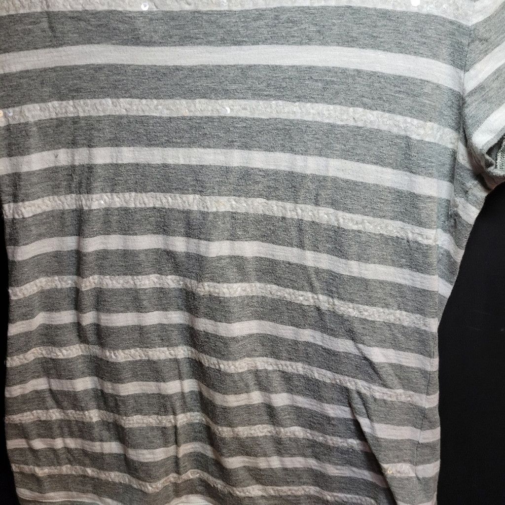 Banana Republic Banana Republic, striped tops with iridecent dots, size M Size M / US 6-8 / IT 42-44 - 3 Thumbnail