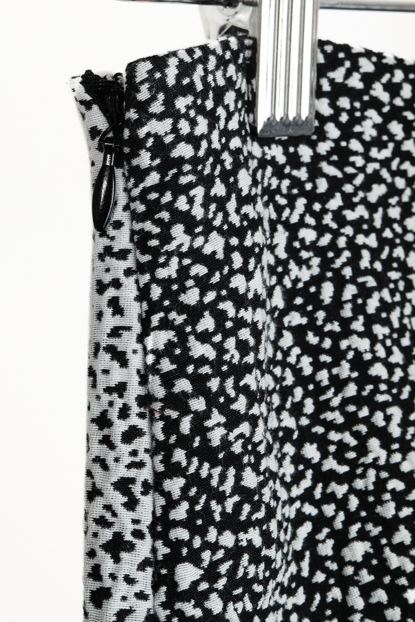 Jonathan Simkhai Jonathan Simkhai PF/15 Speckled Jacquard Asymmetrical Skirt Size 25" / US 0 / IT 36 - 7 Thumbnail