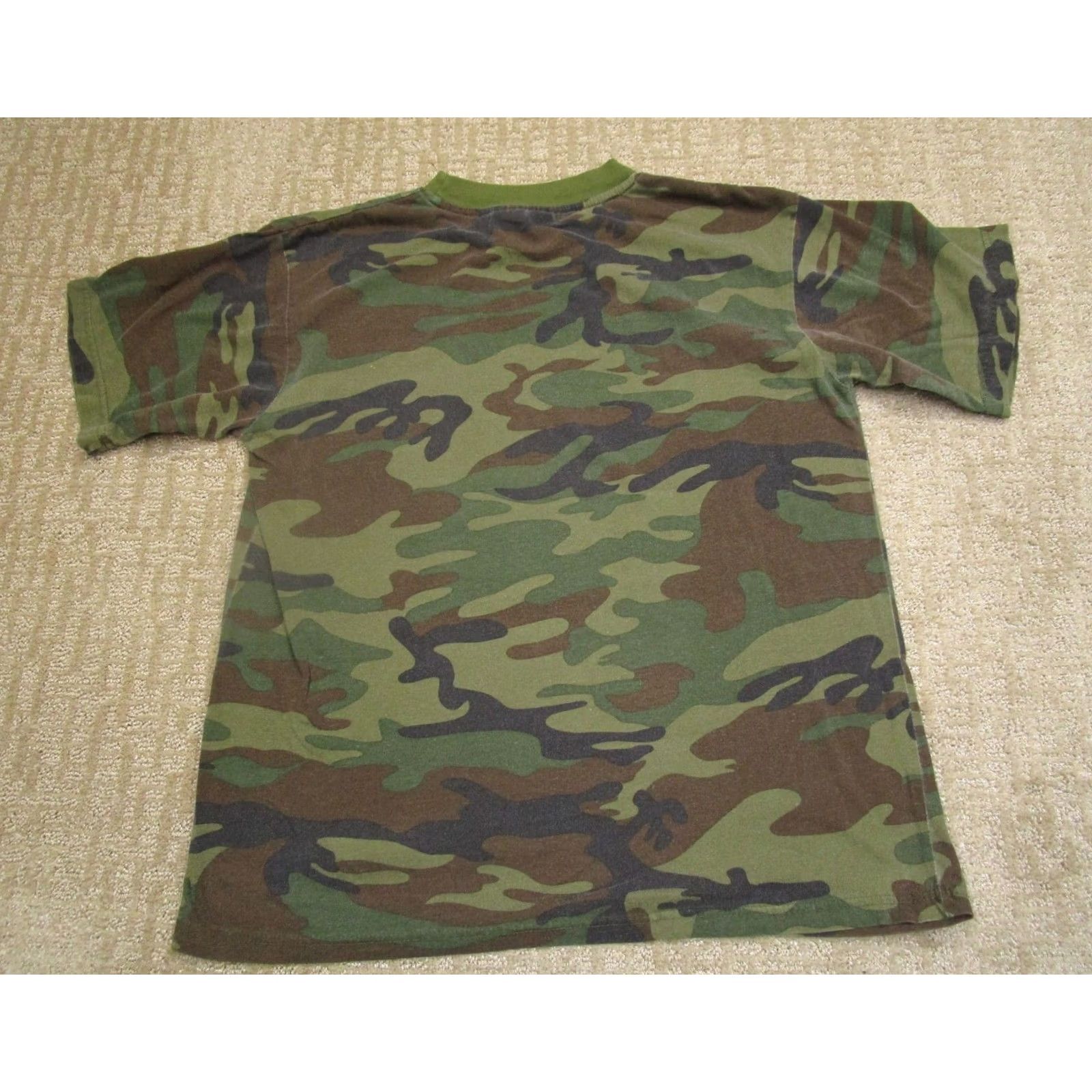 Vintage VINTAGE Game Winner Camouflage Shirt Men L Green Short Sleeve T-Shirt 2000s Outdoor Retro Mens Size US L / EU 52-54 / 3 - 3 Thumbnail