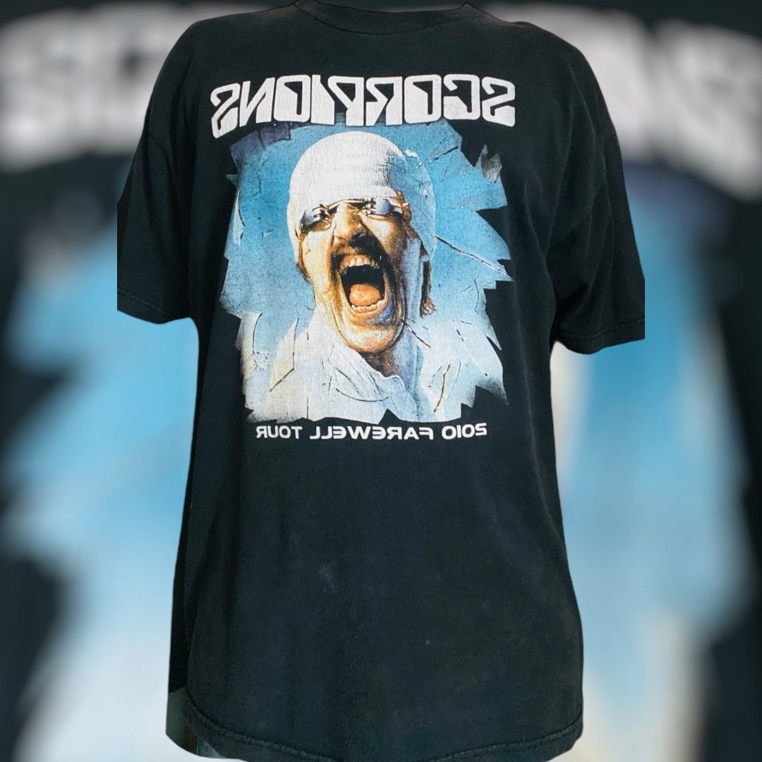 Band Tees Scorpions - 2010 Farewell Tour Band Tee Size US XL / EU 56 / 4 - 1 Thumbnail