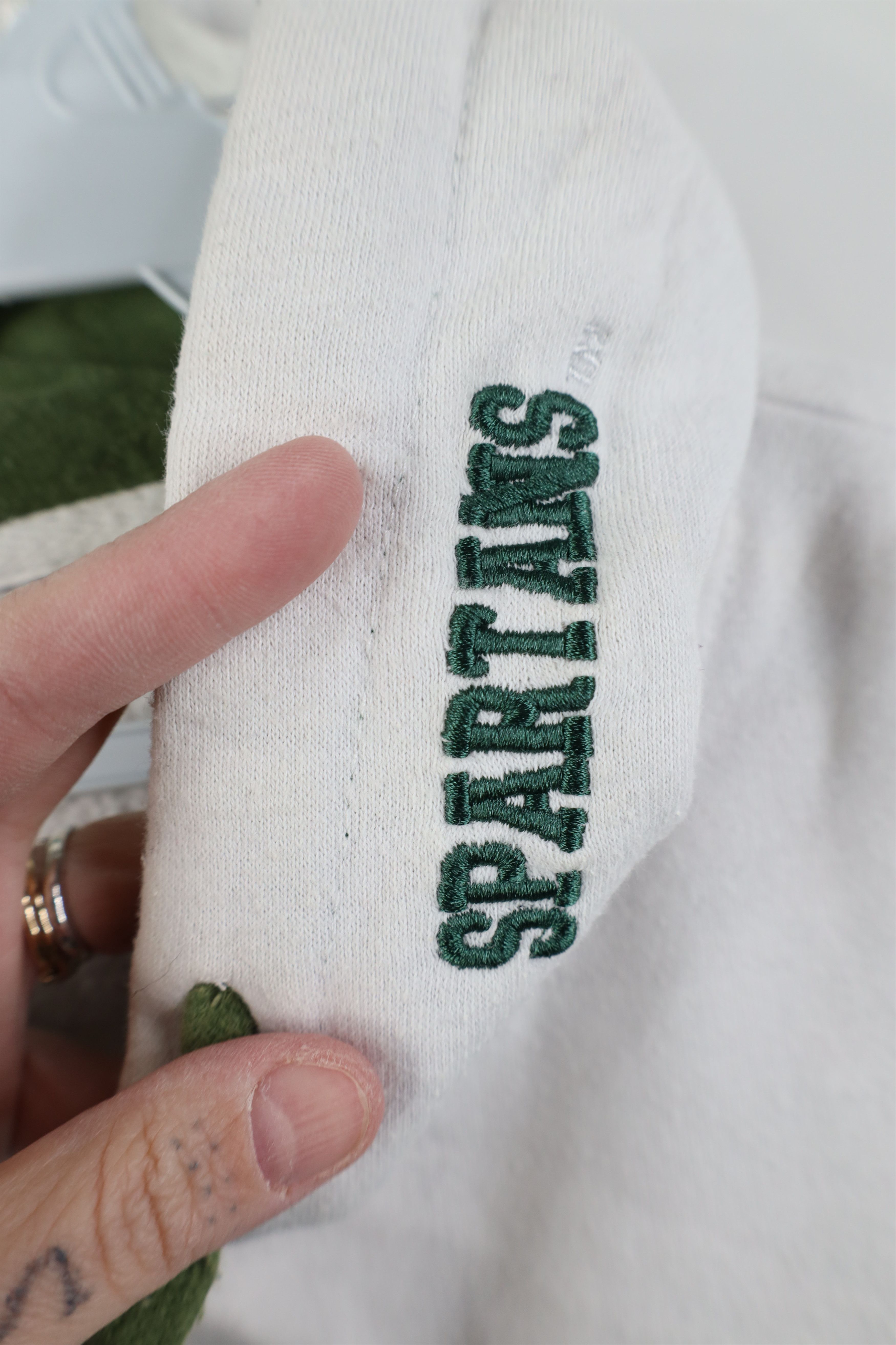 Vintage Vintage 90s Y2K Michigan State University Hoodie White Size US M / EU 48-50 / 2 - 4 Thumbnail