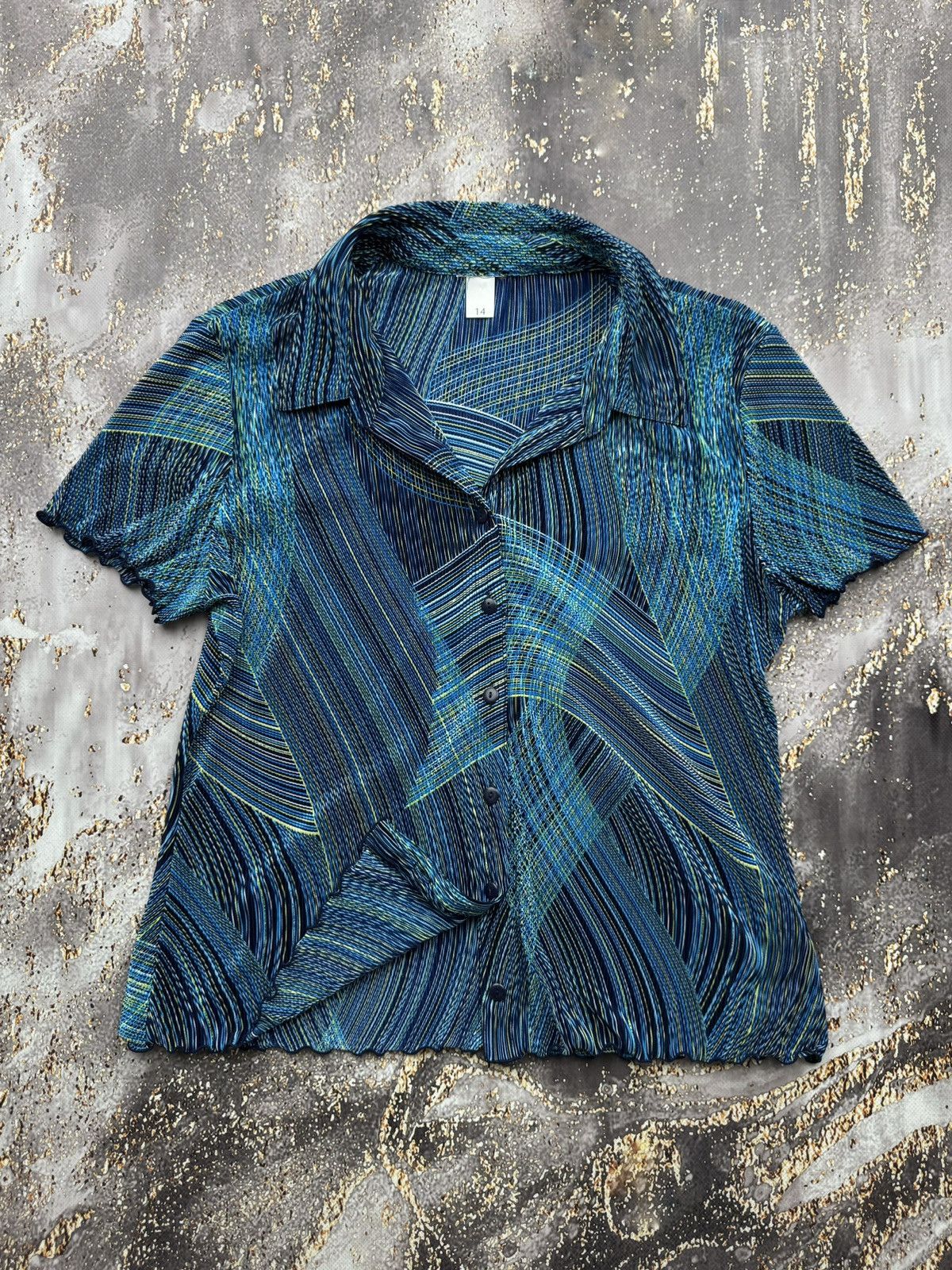 Vintage Vintage Plisse Geometric Shirt Issey Style Size US S / EU 44-46 / 1 - 1 Thumbnail