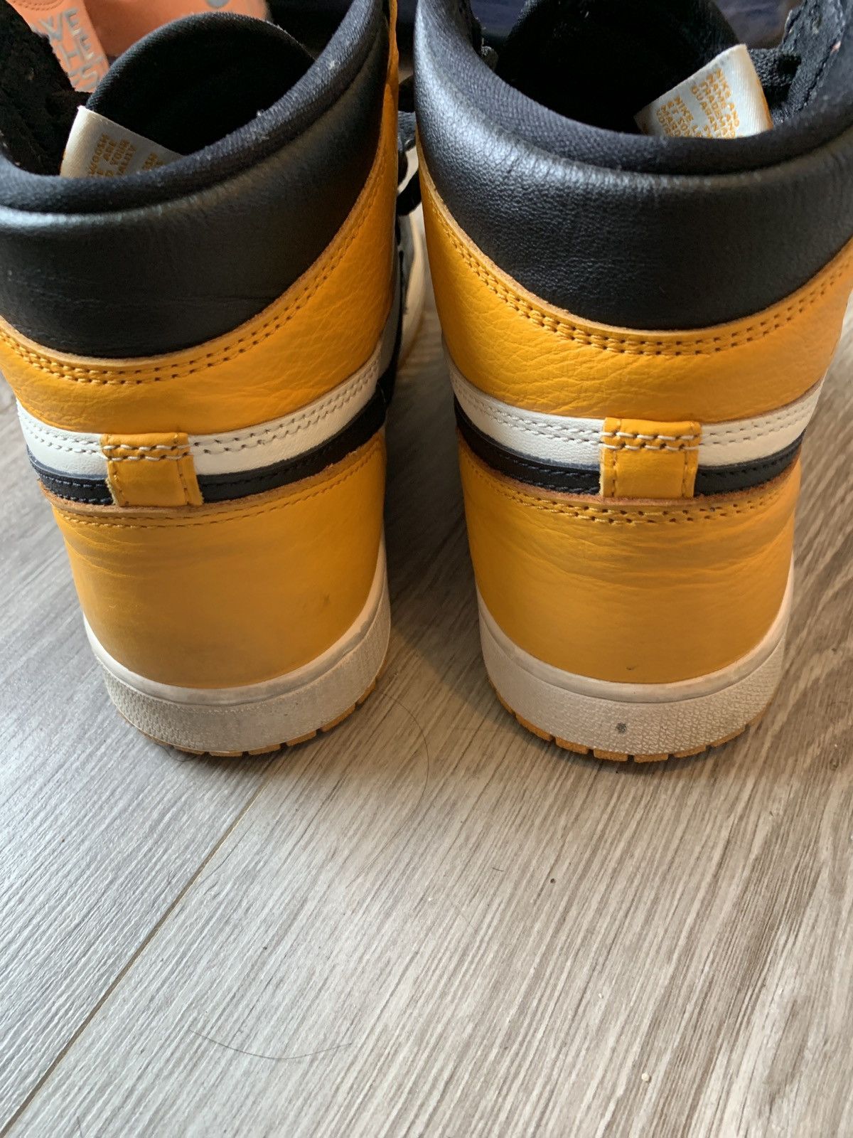 Jordan Brand Air Jordan 1 Taxi Black Yellow Size US 10 / EU 43 - 6 Thumbnail