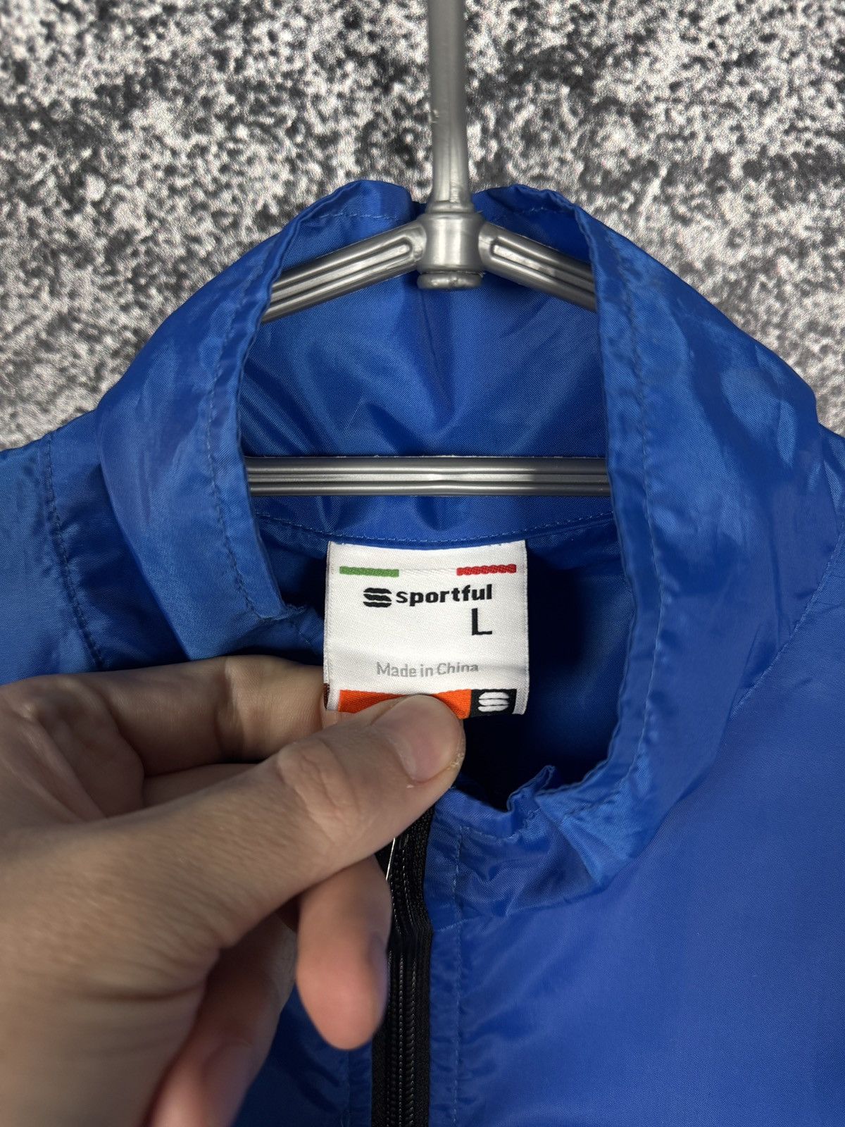 Other Sportful Full Zip Cycling Jacket Bike Windbreaker Size L Size US L / EU 52-54 / 3 - 7 Thumbnail